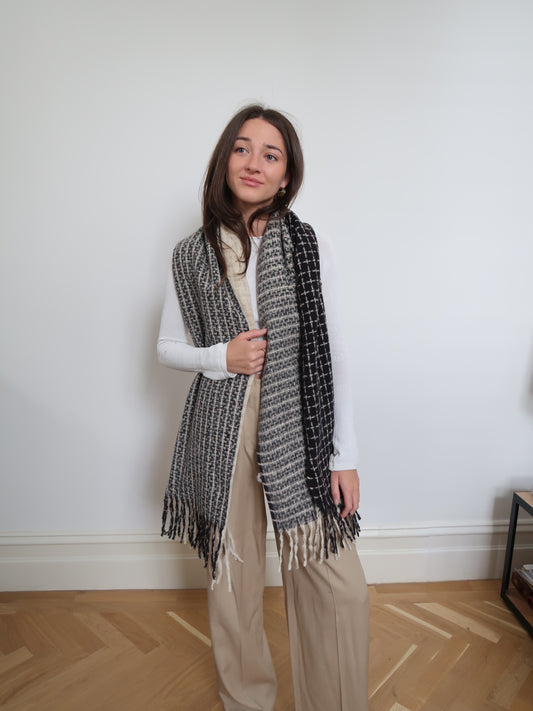 WARM WINTER SCARF - BLACK