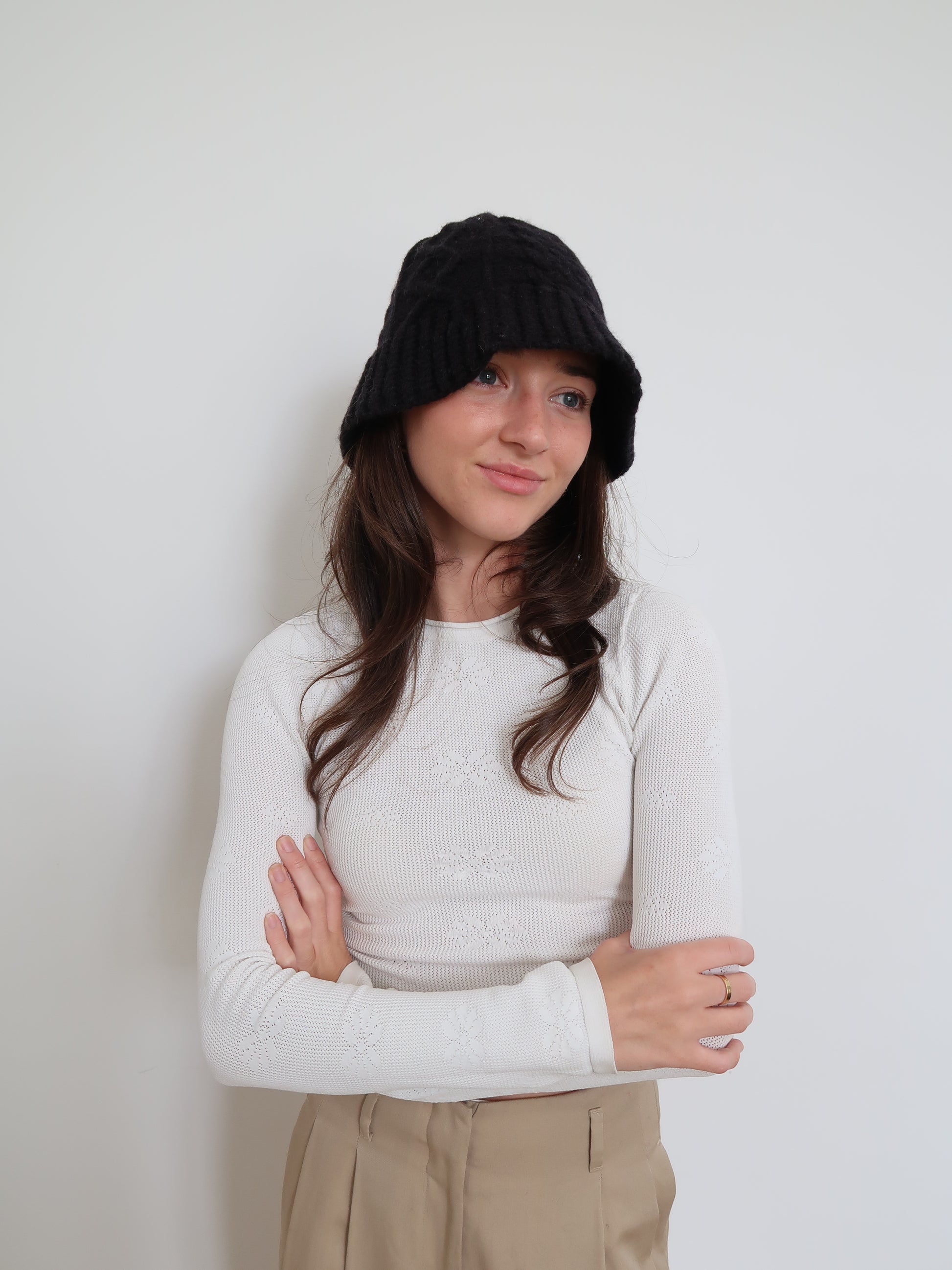 CABLE KNIT HAT - HT1756
