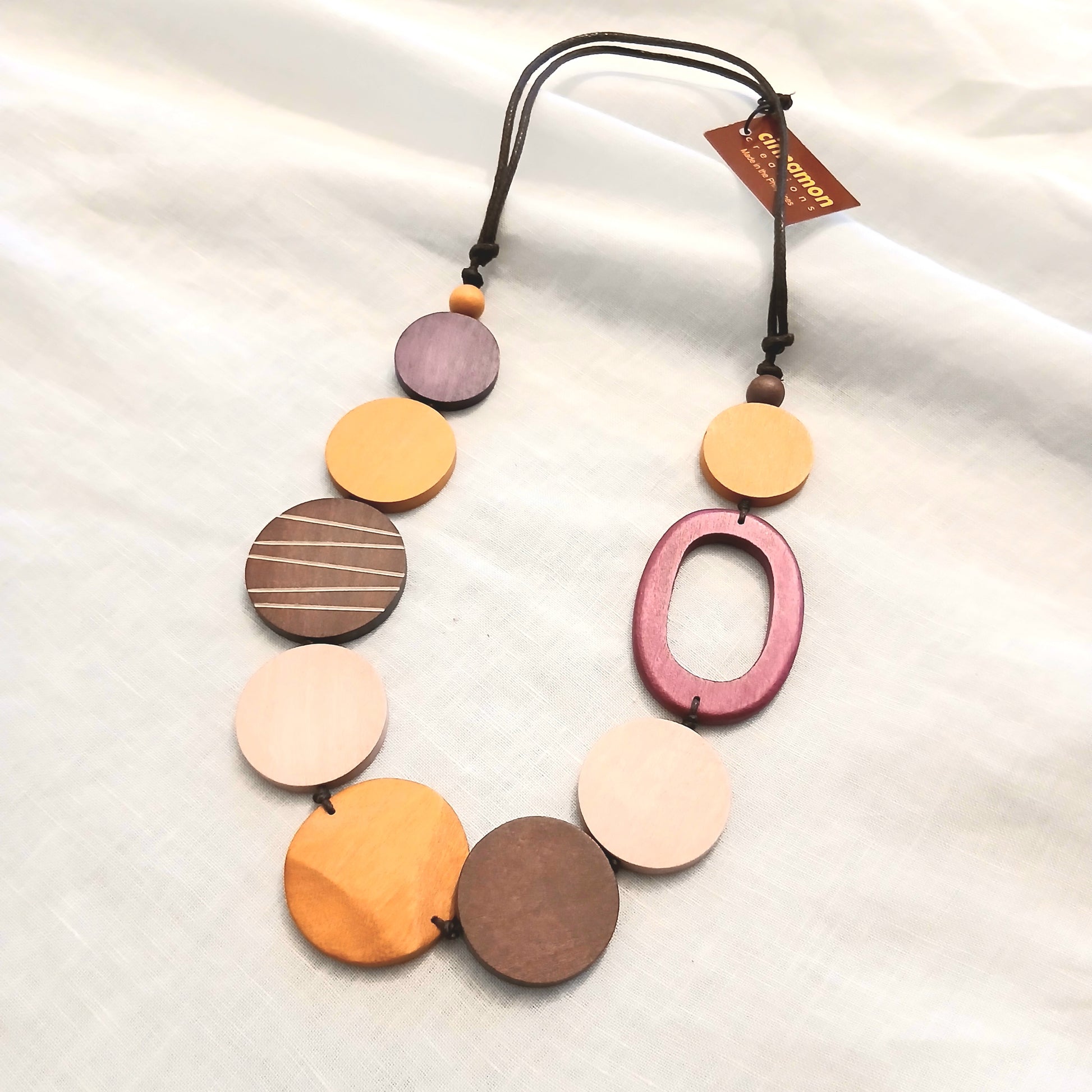 PRE-ORDER Wooden Circles with Oval Bead Necklace N7-1347HJ