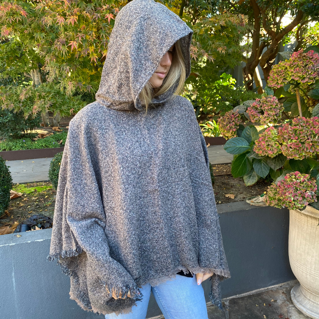Hooded Knitted Poncho - 332208