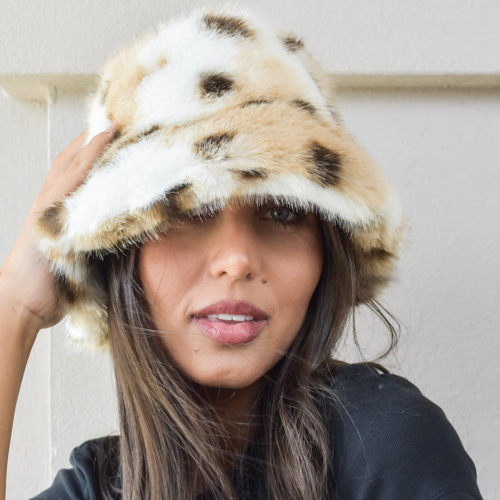 Pre-Order Fluffy Faux Fur Bucket Hat Unique Leopard 7537