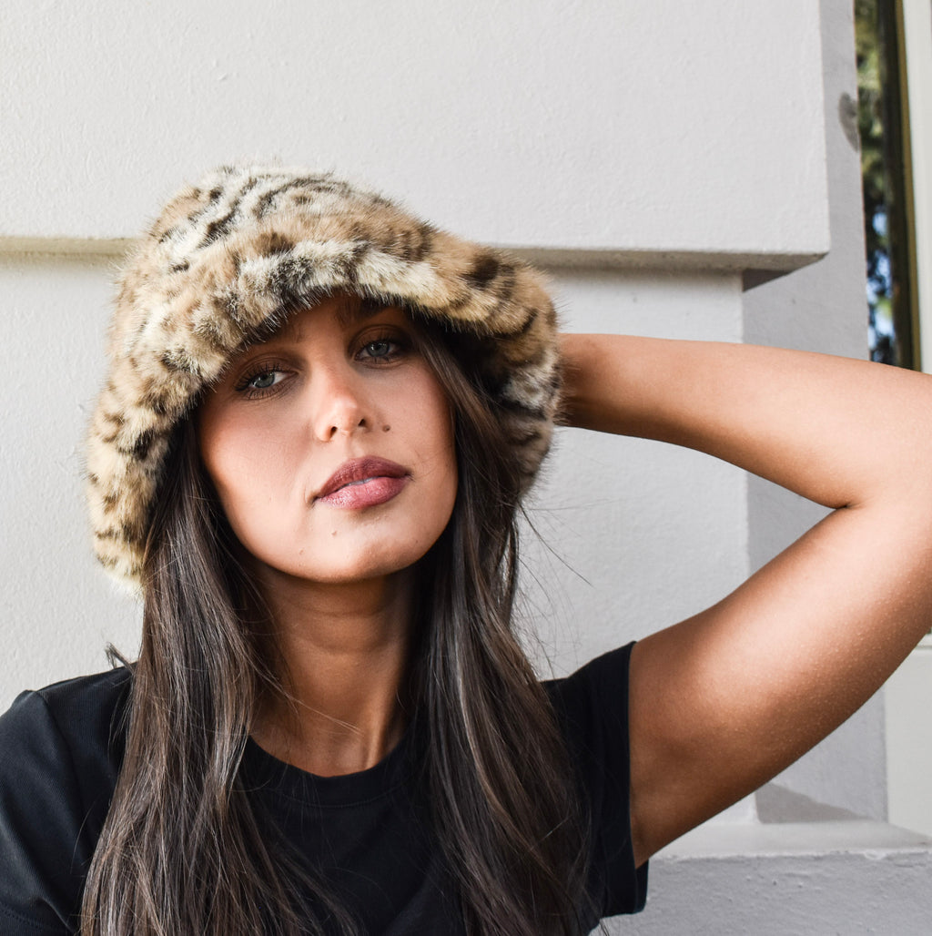Pre-Order Extra Fluffy Faux Fur Bucket Hat Leopard 7548