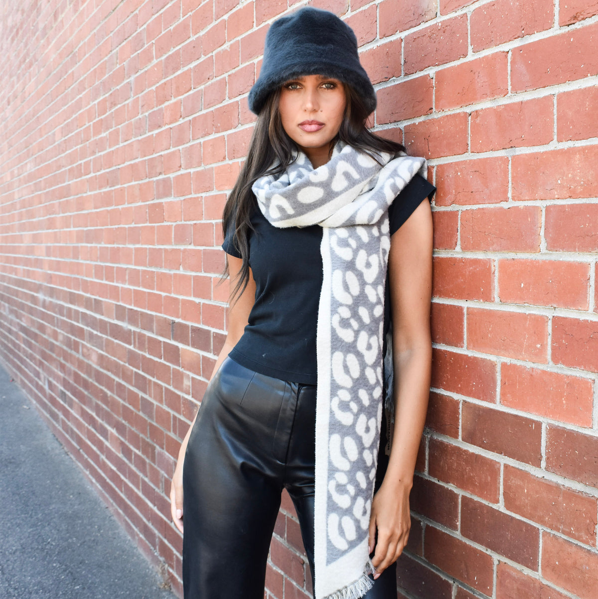 Faux Fur Classic Bucket Hat Plain 7531