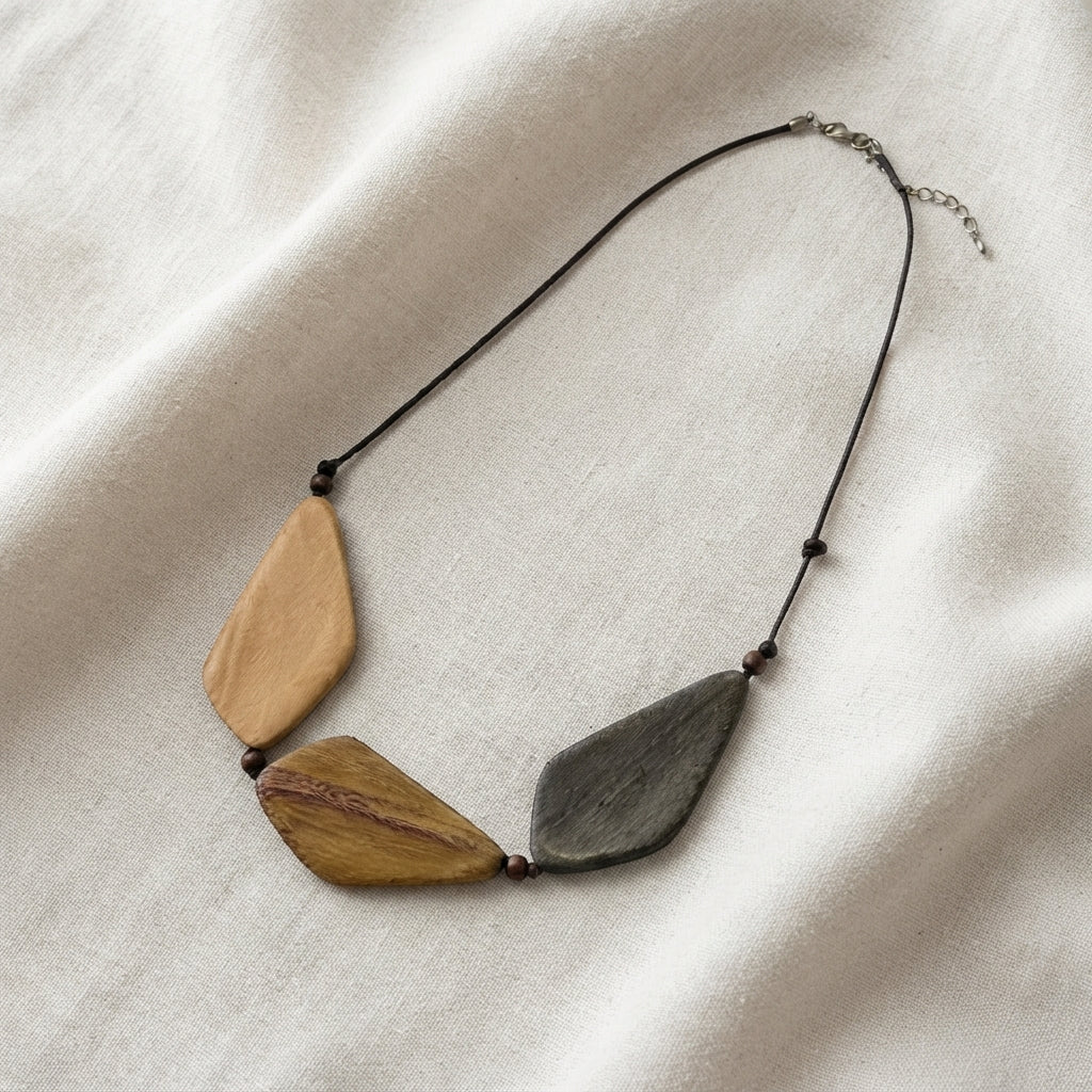 3 Large Wooden Beaded Necklace N6-5317WY