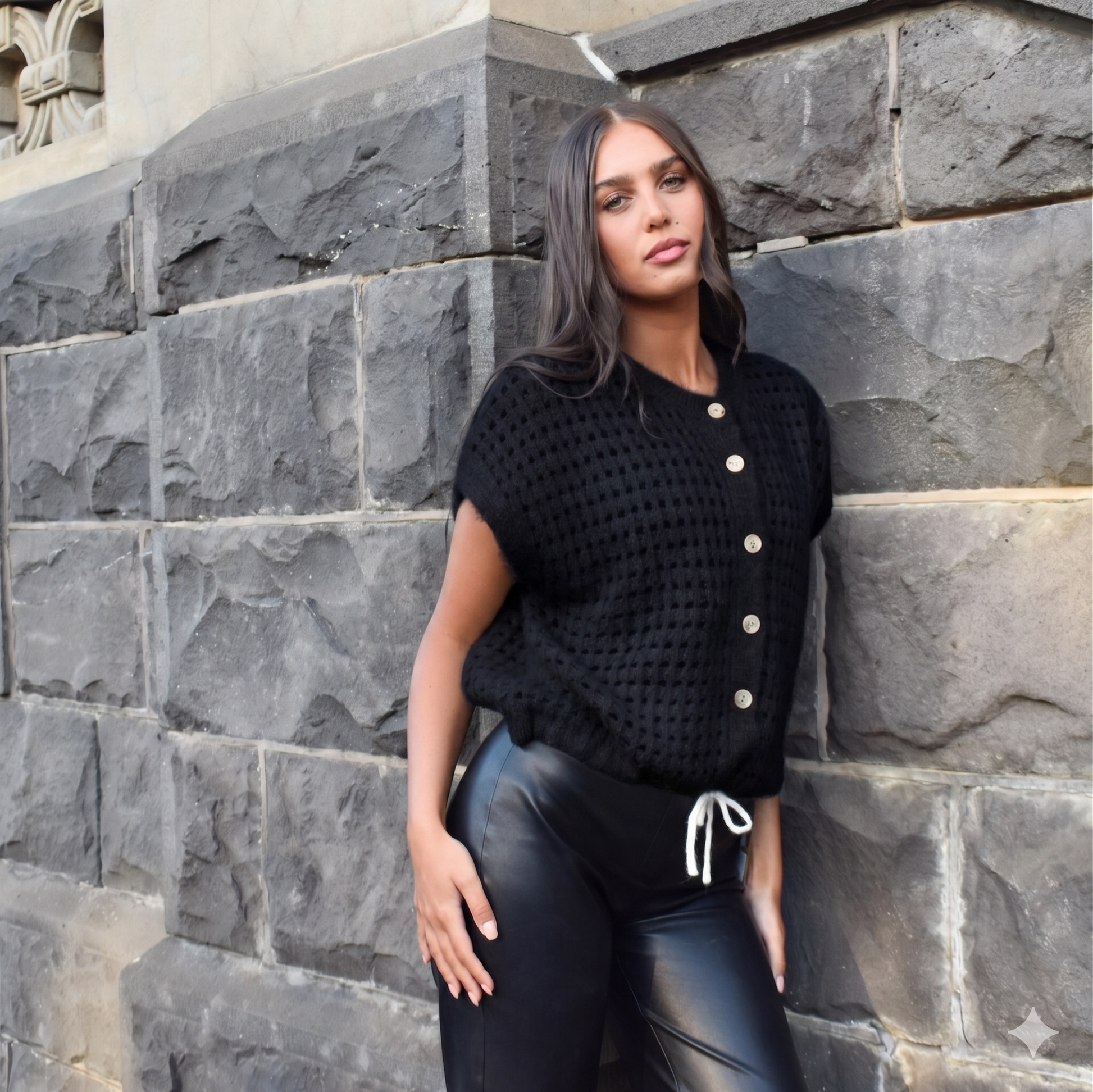 Sleeveless Crop Knit with Tightening String 332758