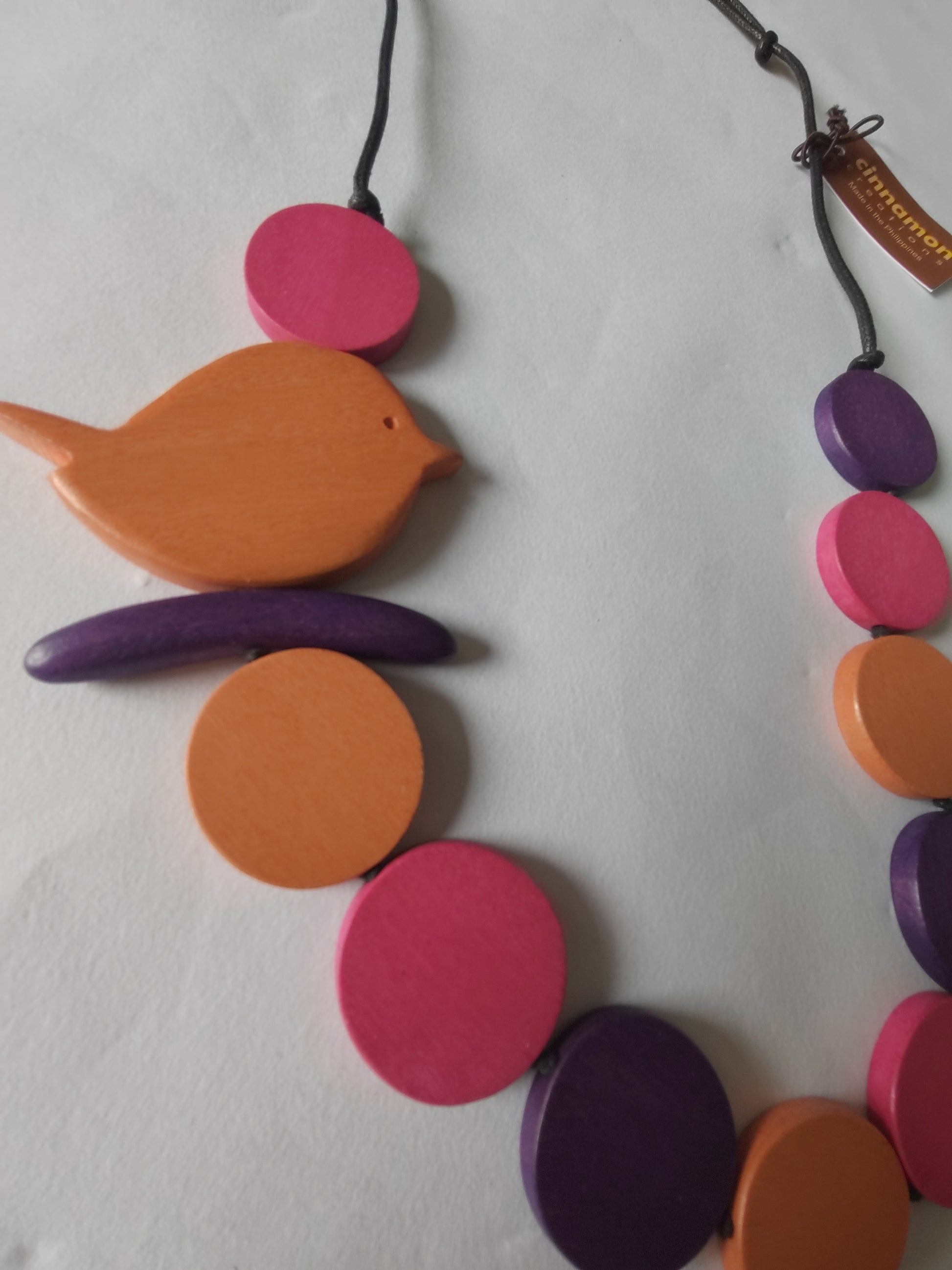 Round Birdie with Large Wooden Beaded Necklace N6-6199