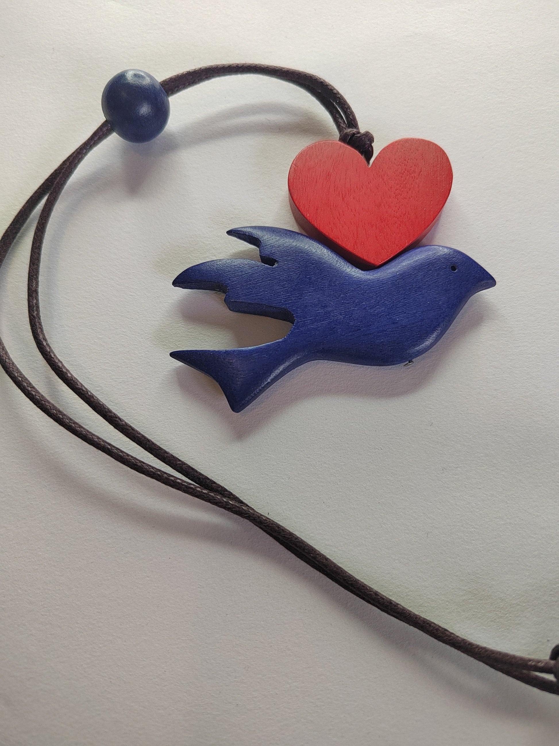 Flying Bird with Heart Wooden Necklace N7-515