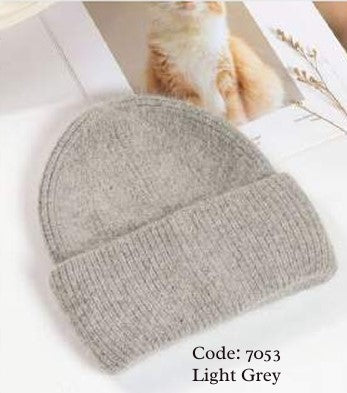 Angora mix beanie - light grey