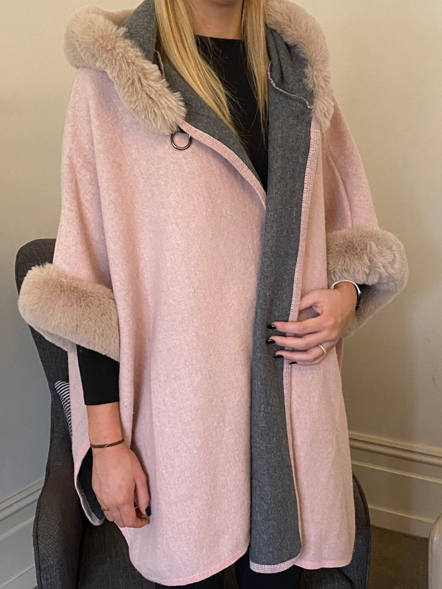 Hooded Faux Fur Cape - MS3033