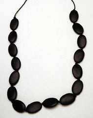 OVAL BEAD LONG NECKLACE BLACK