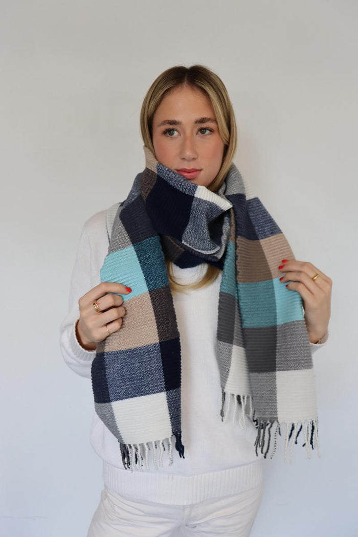 CRINKLE SOFT TOUCH SCARVE