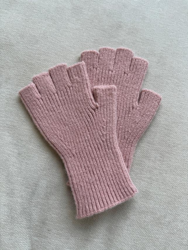 Fingerless Gloves GLO16
