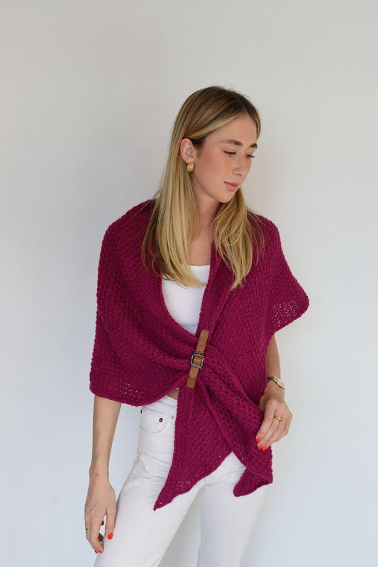 Buckle Wrap Knitted Poncho - Rose Fonce