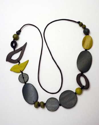 2 Birds Together on Oval Beads N6-1165