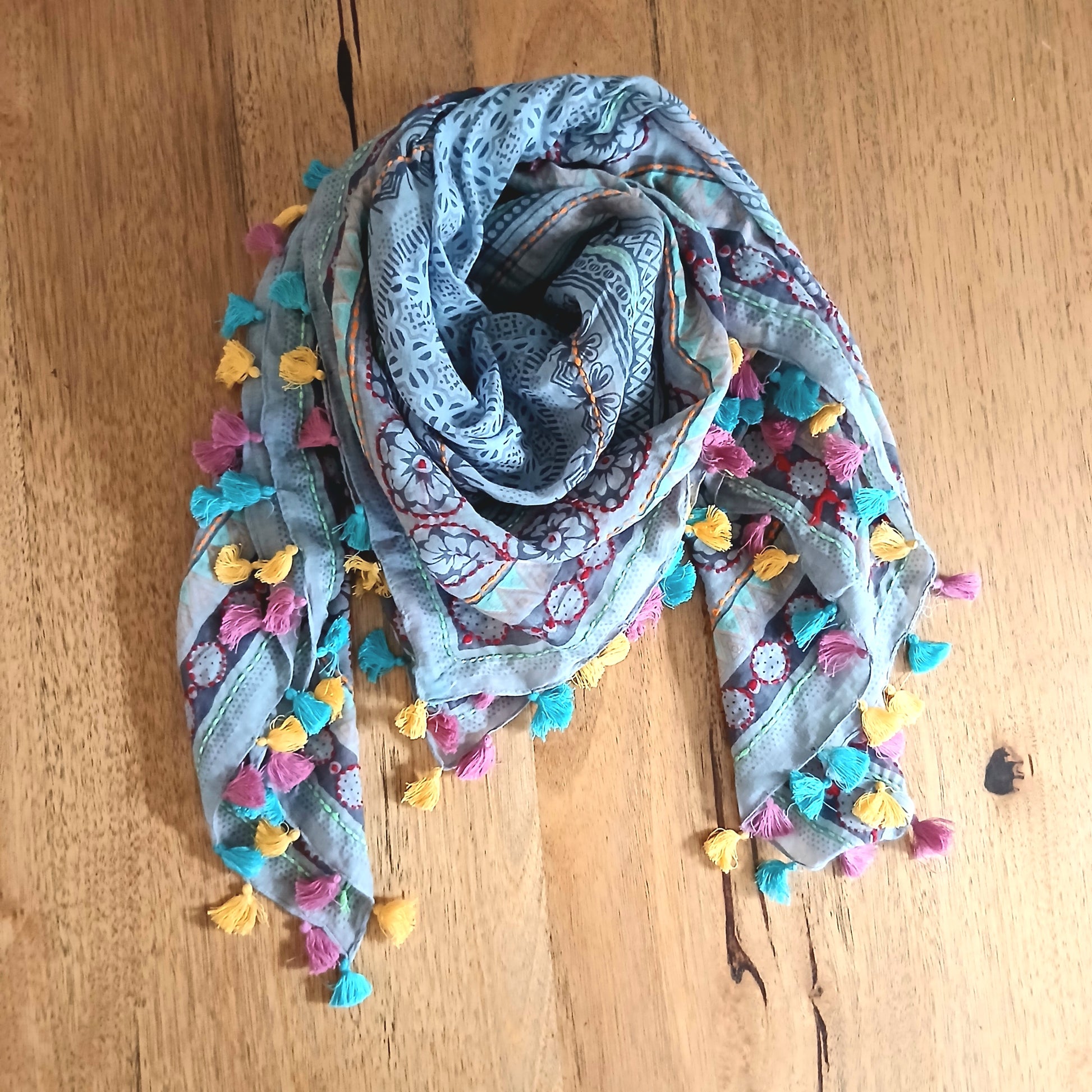 PRE-ORDER Embroidered Square Cotton Scarf 44809