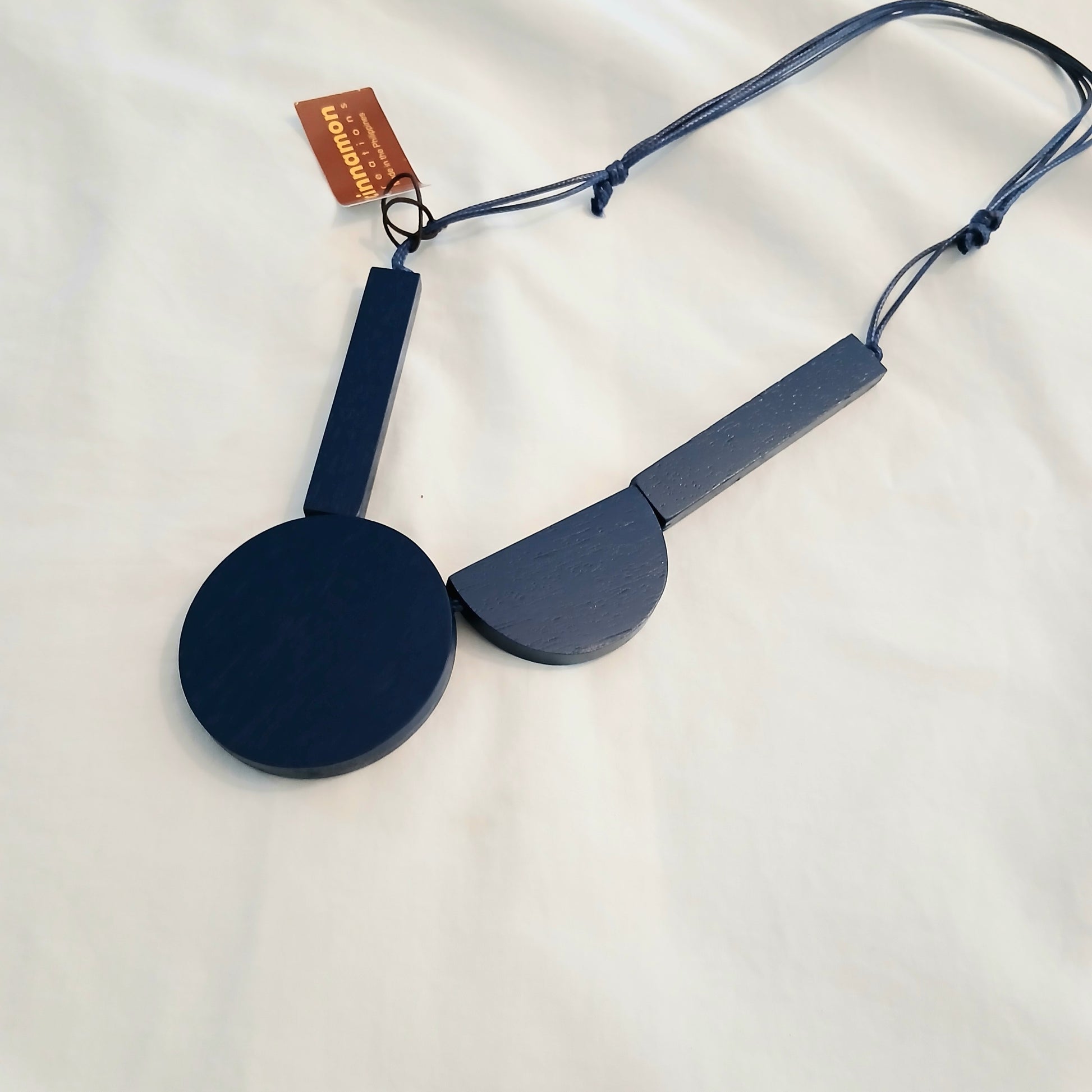 PRE-ORDER Artistic Resin Shapes Necklace Solid Colour 36211