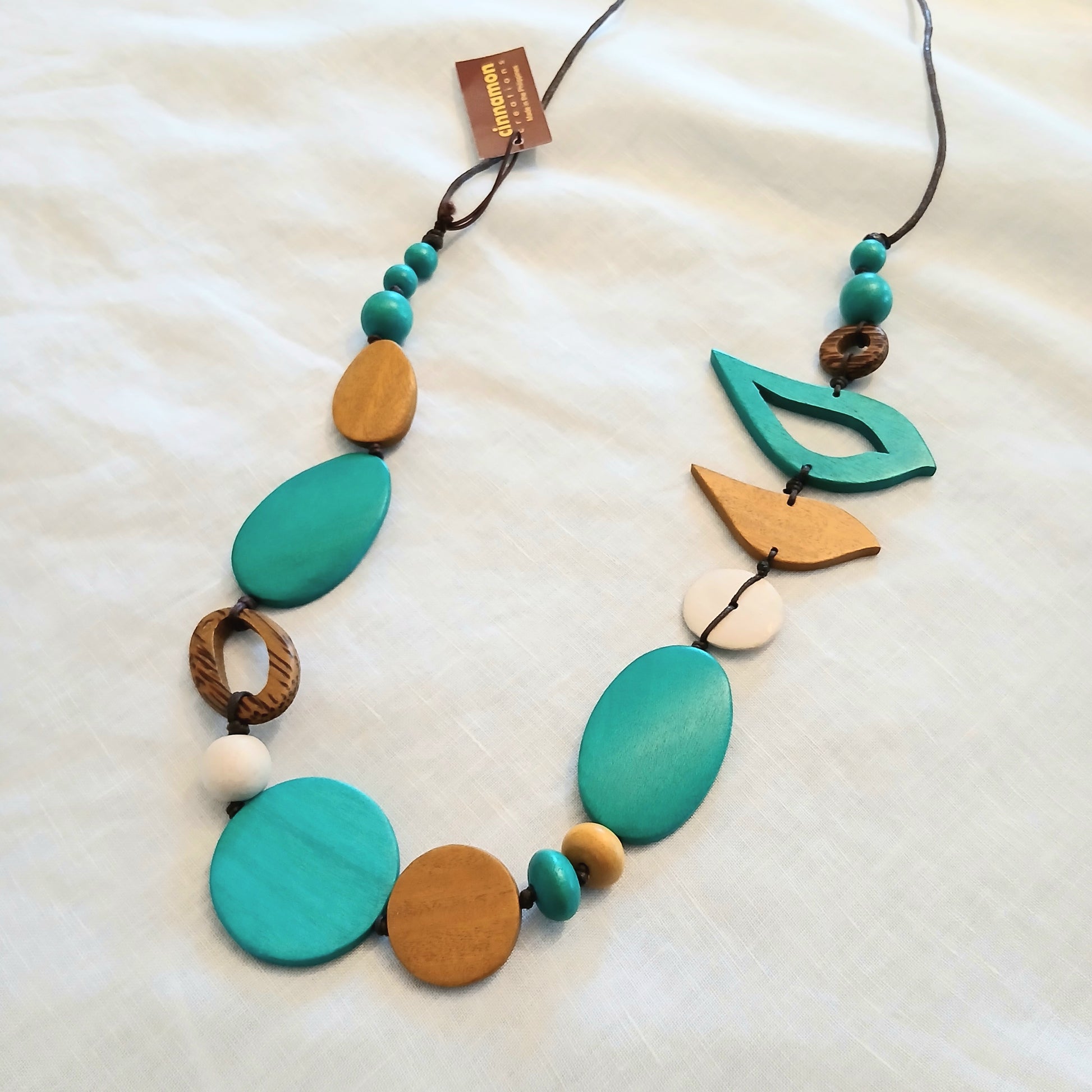 2 Birds Together on Oval Beads N6-1165