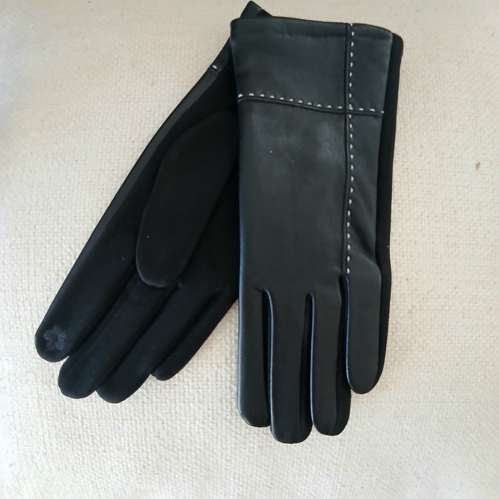 Pre-Order Faux Leather and Suede Glove GL031