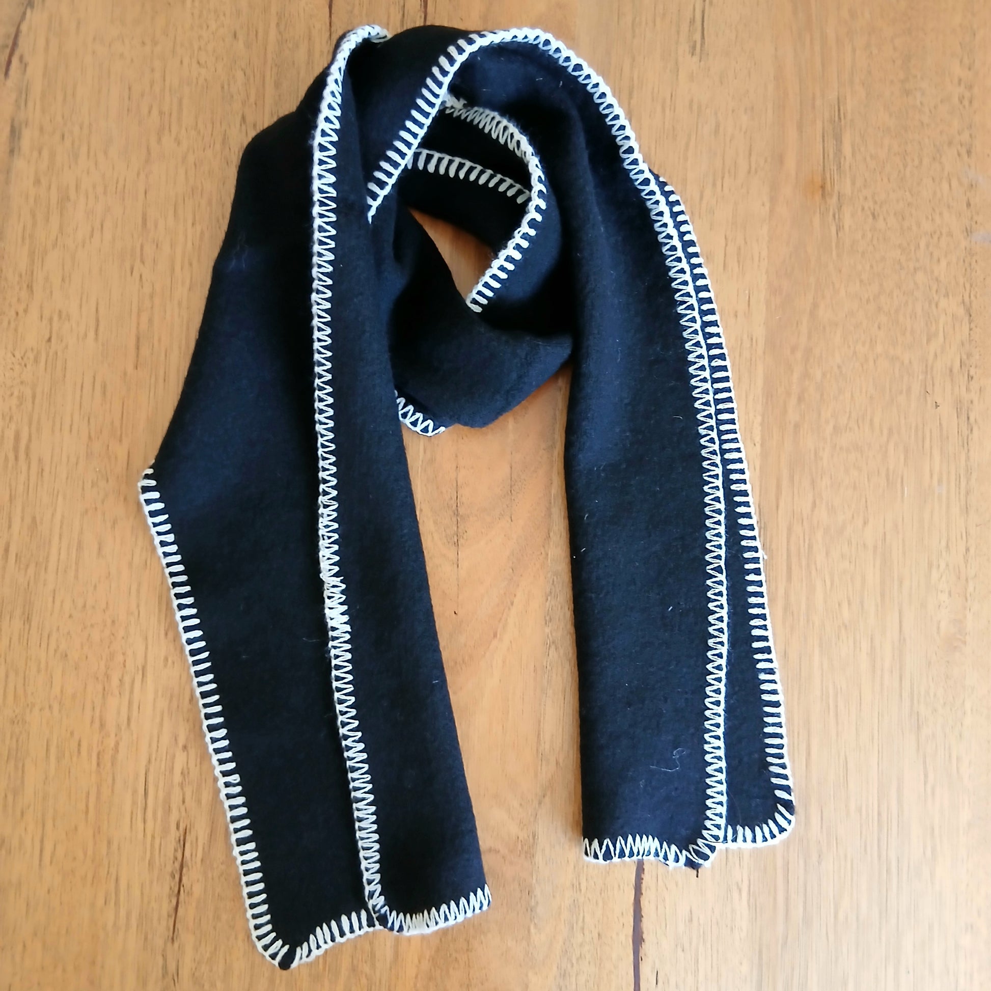 Pre-Order Narrow Winter Scarf 332738