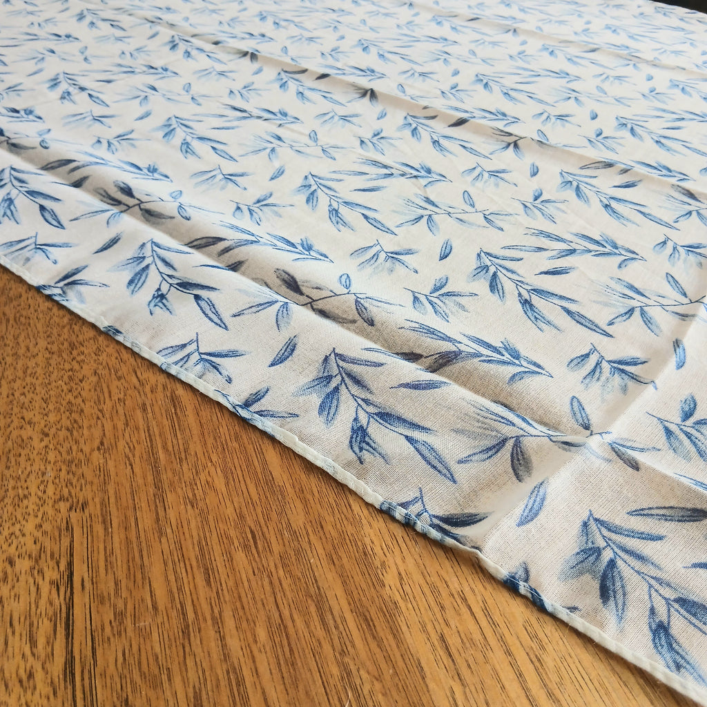 Summer Scarf with Leaves 332452
