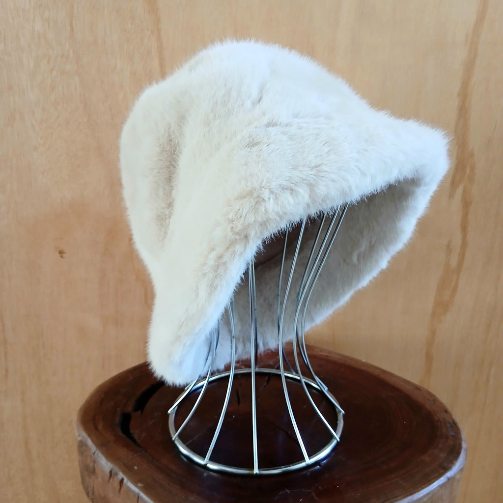 Faux Fur Classic Bucket Hat Plain 7531