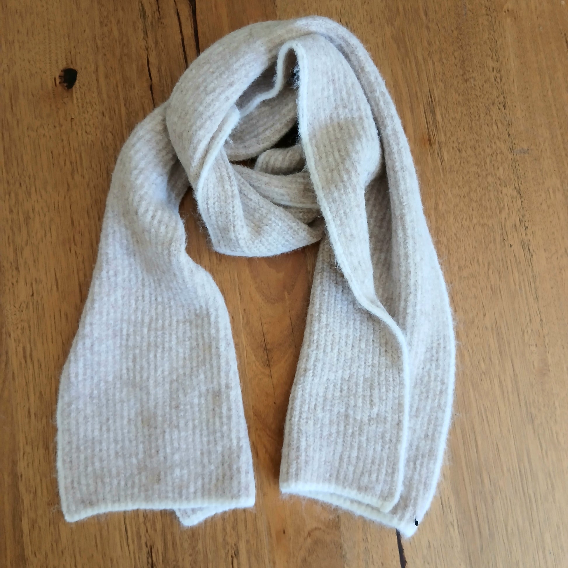 Pre-Order Narrow Thick Scarf 332744