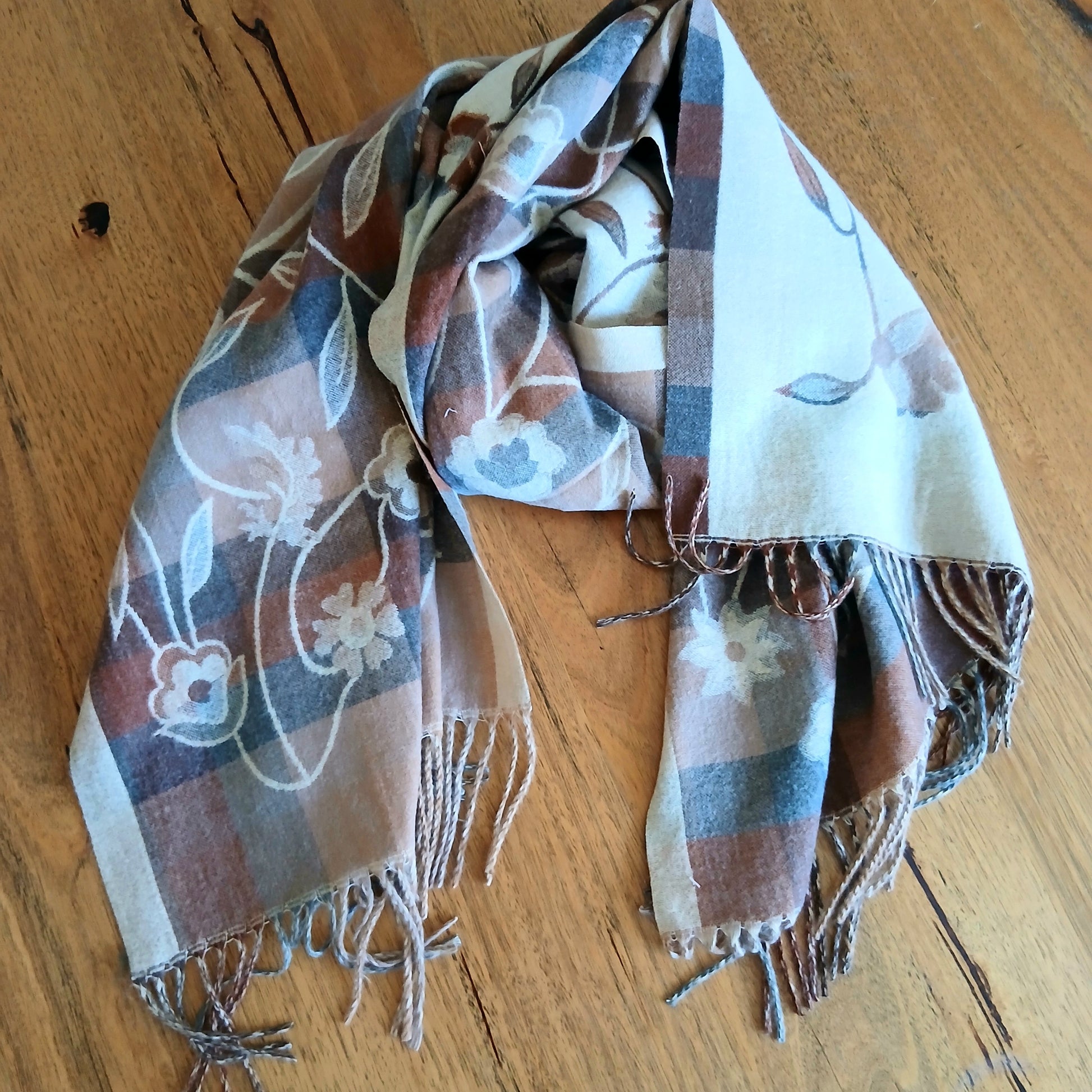 PRE-ORDER Super Soft Floral Scarf 332756