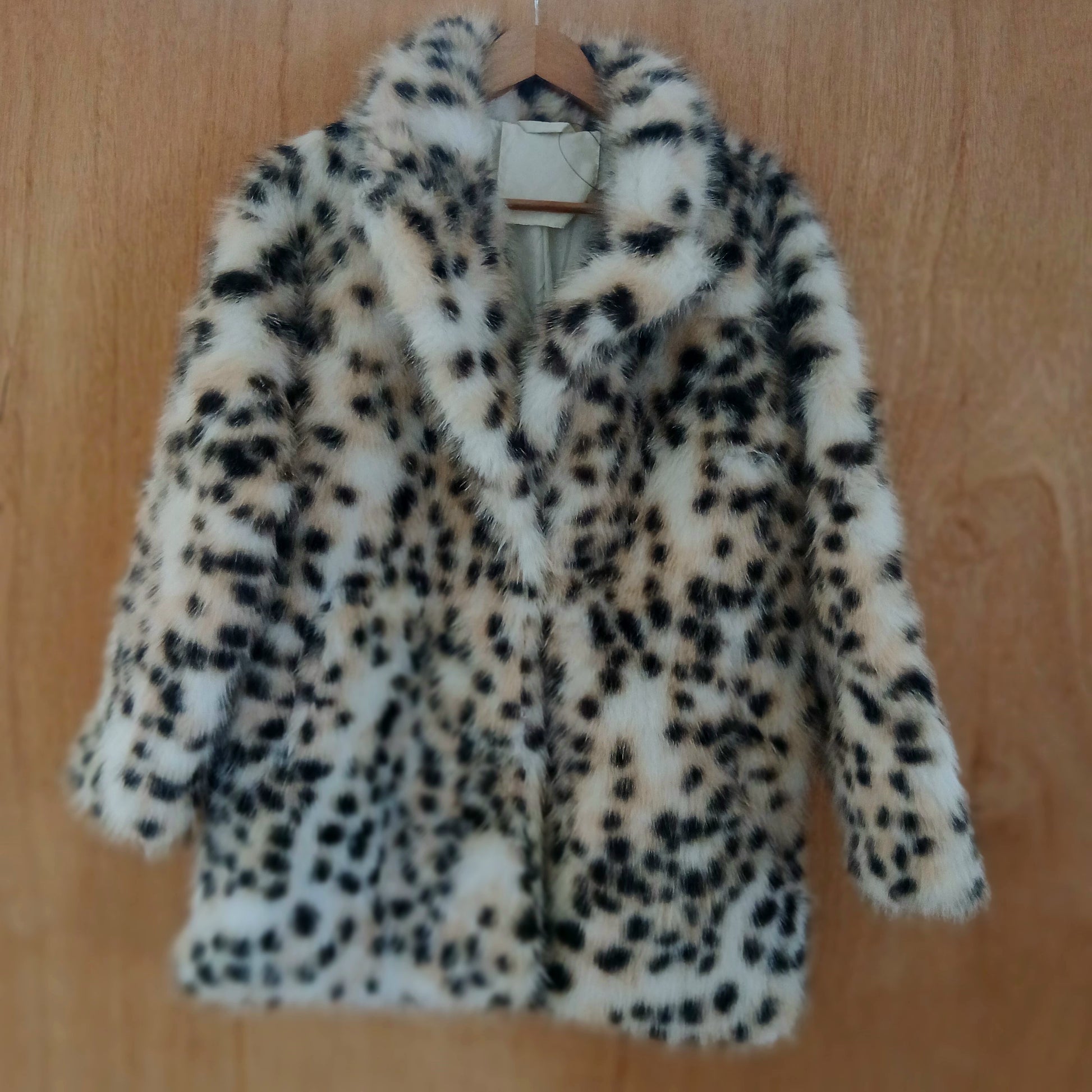 PRE-ORDER Faux Fur Short Leopard Jacket F77