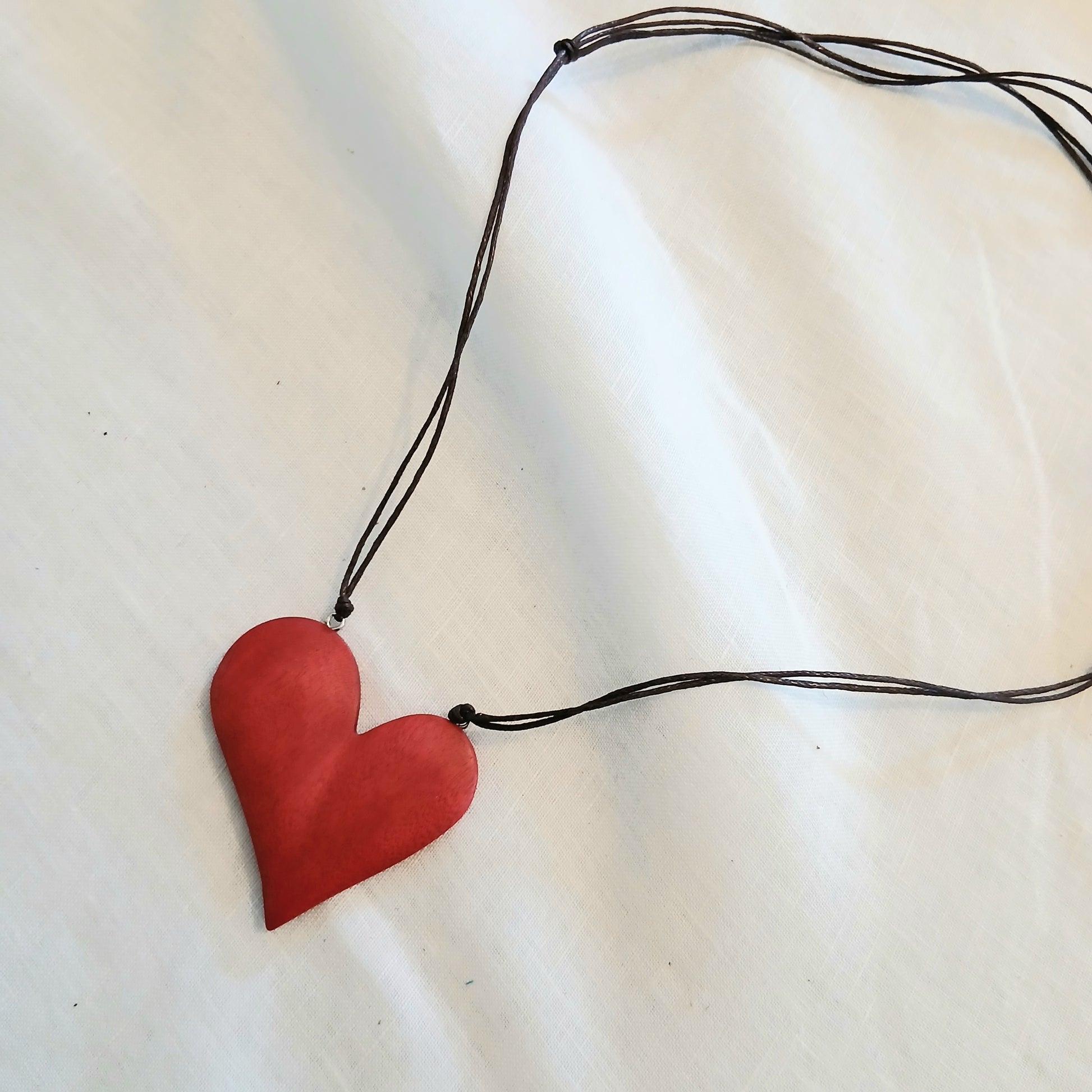 Chunky Wooden Heart Pendant Necklace N6-6071