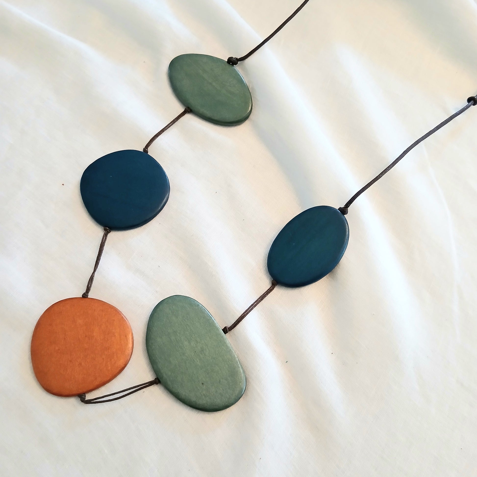 5 Wooden Beads Necklace Multi-Colour n6-2314