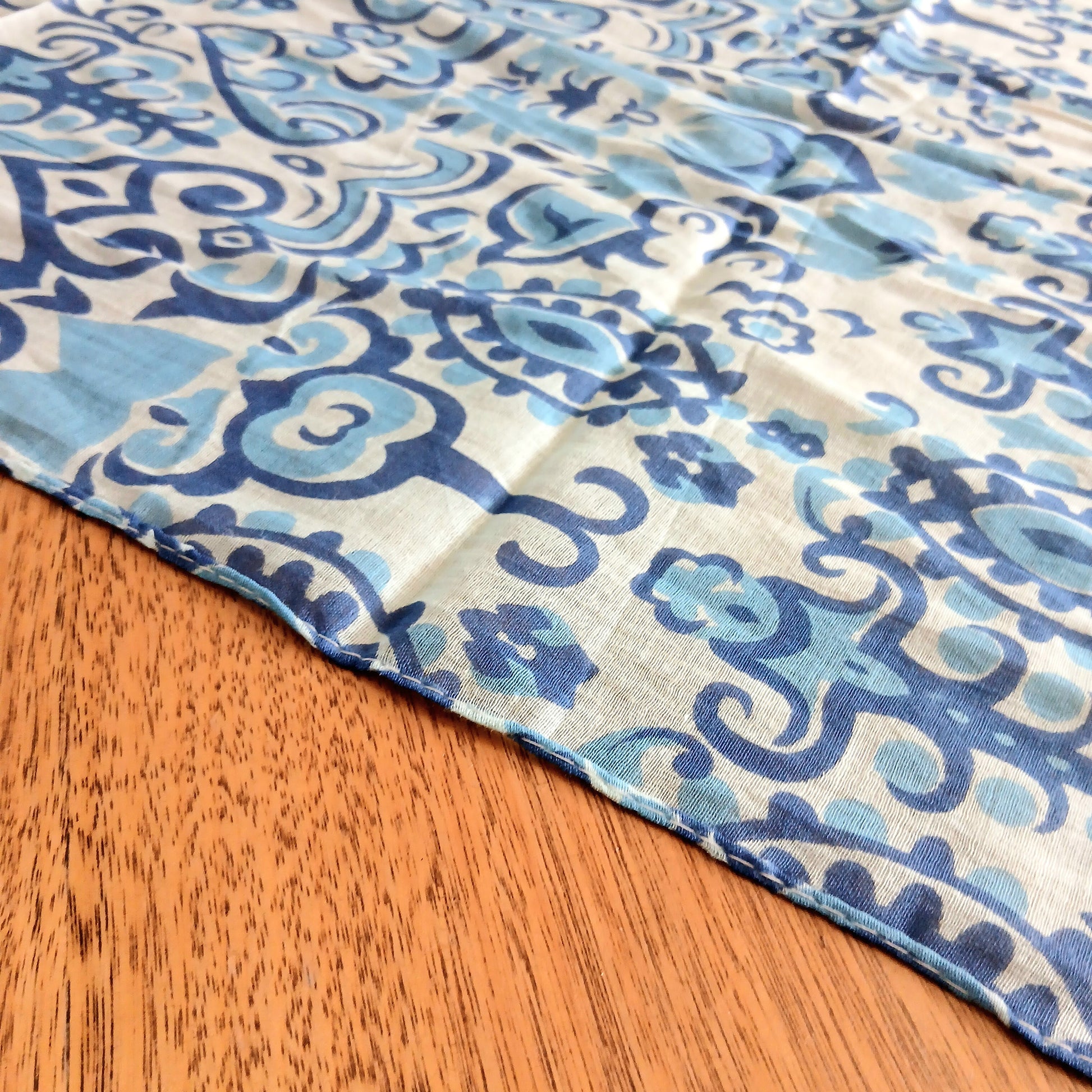 Gorgeous Art Print - Pure Cotton Scarf 15373