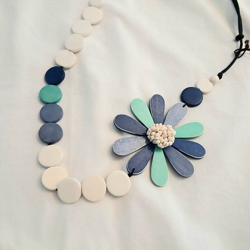 Large Flower Wooden Beaded Necklace N7-1452AGF
