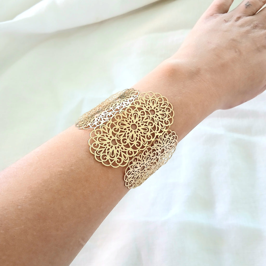 Golden Wrap Around Bracelet 143340D