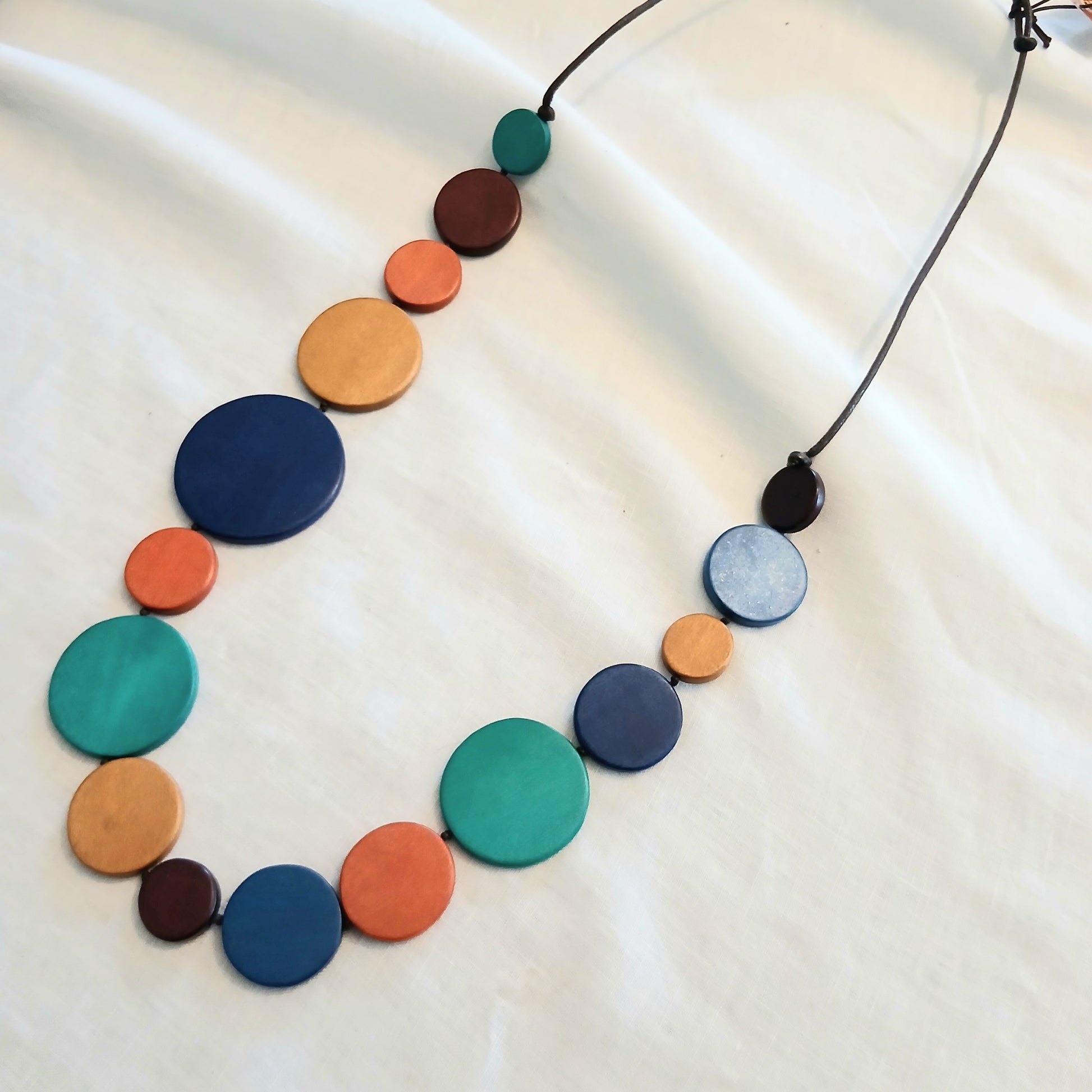 Classic Multi-Coloured Wooden Circles Necklace N6-4910
