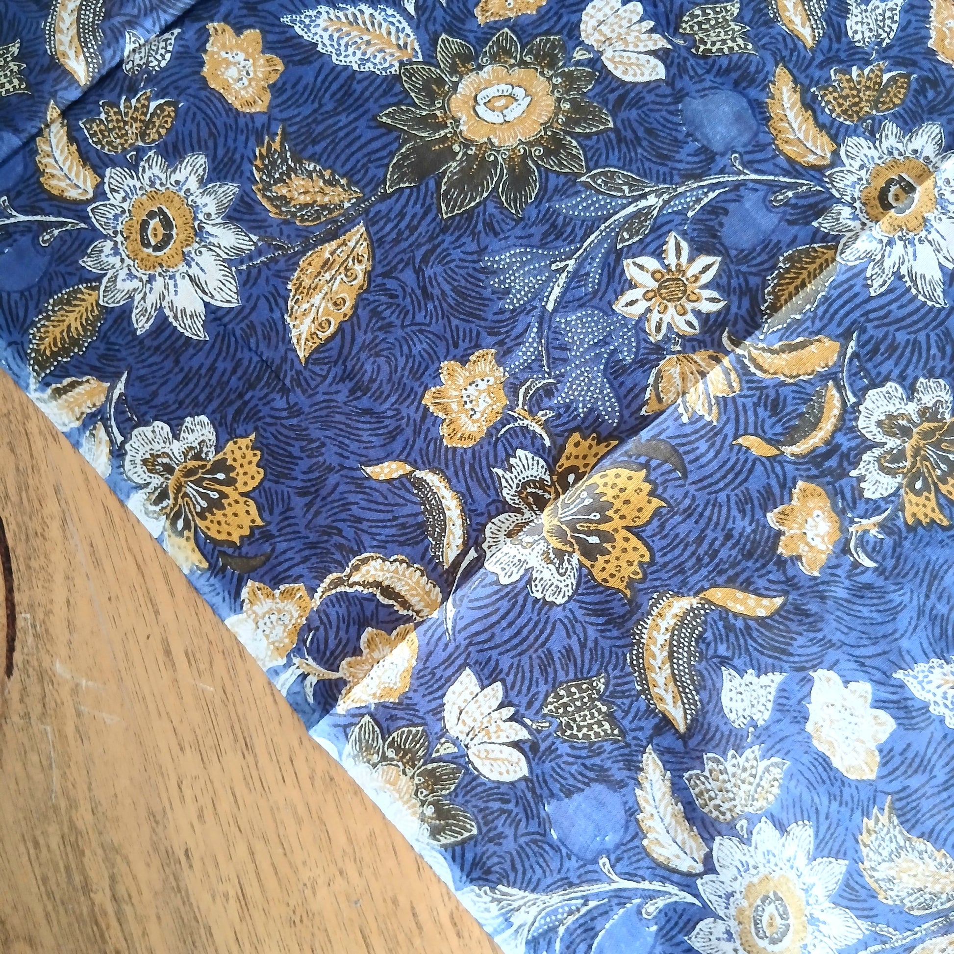 Cotton Flower Scarf - Blue Fonce