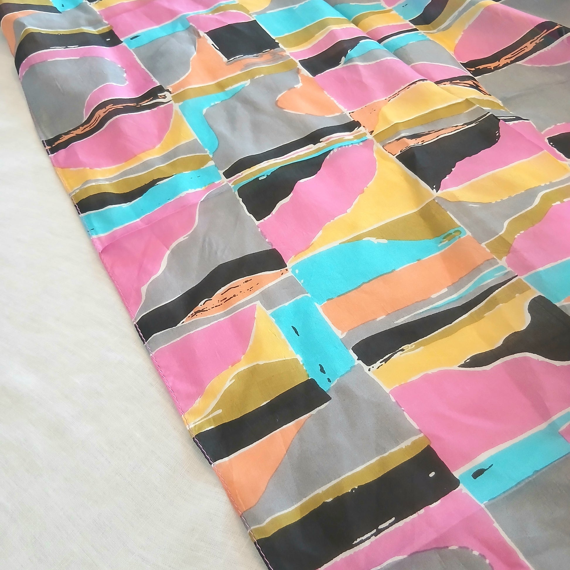 PRE-ORDER Pure Silk Scarf Large Retro TS-1147