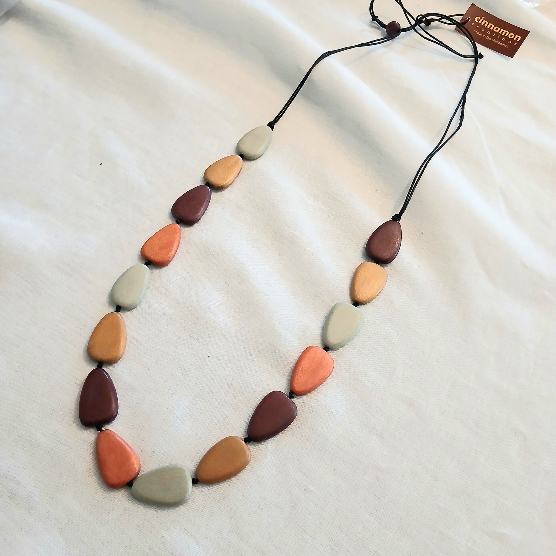 Simple Wooden Beaded Necklace N6-5396
