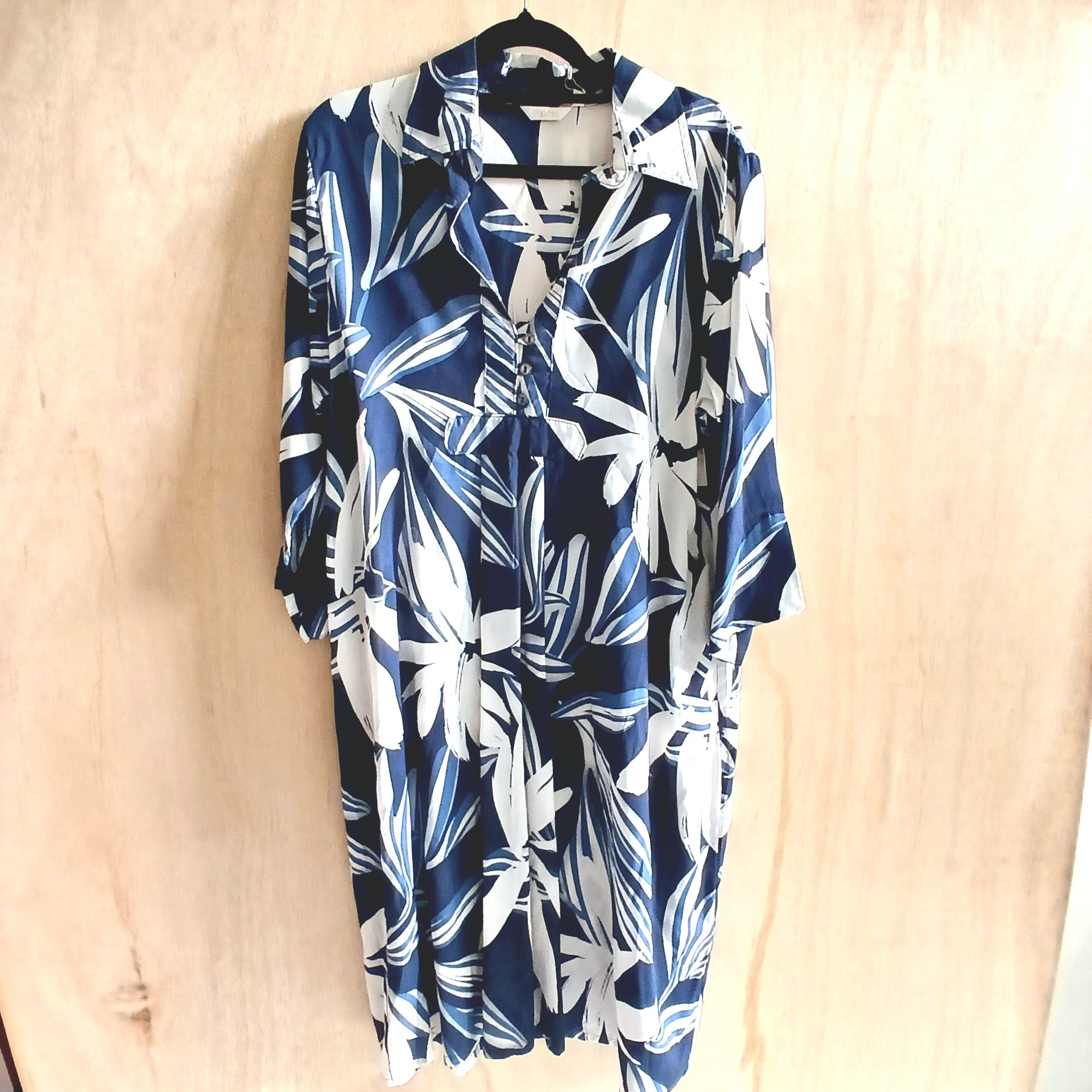 PRE-ORDER Light Tunic with 3 Buttons 66966