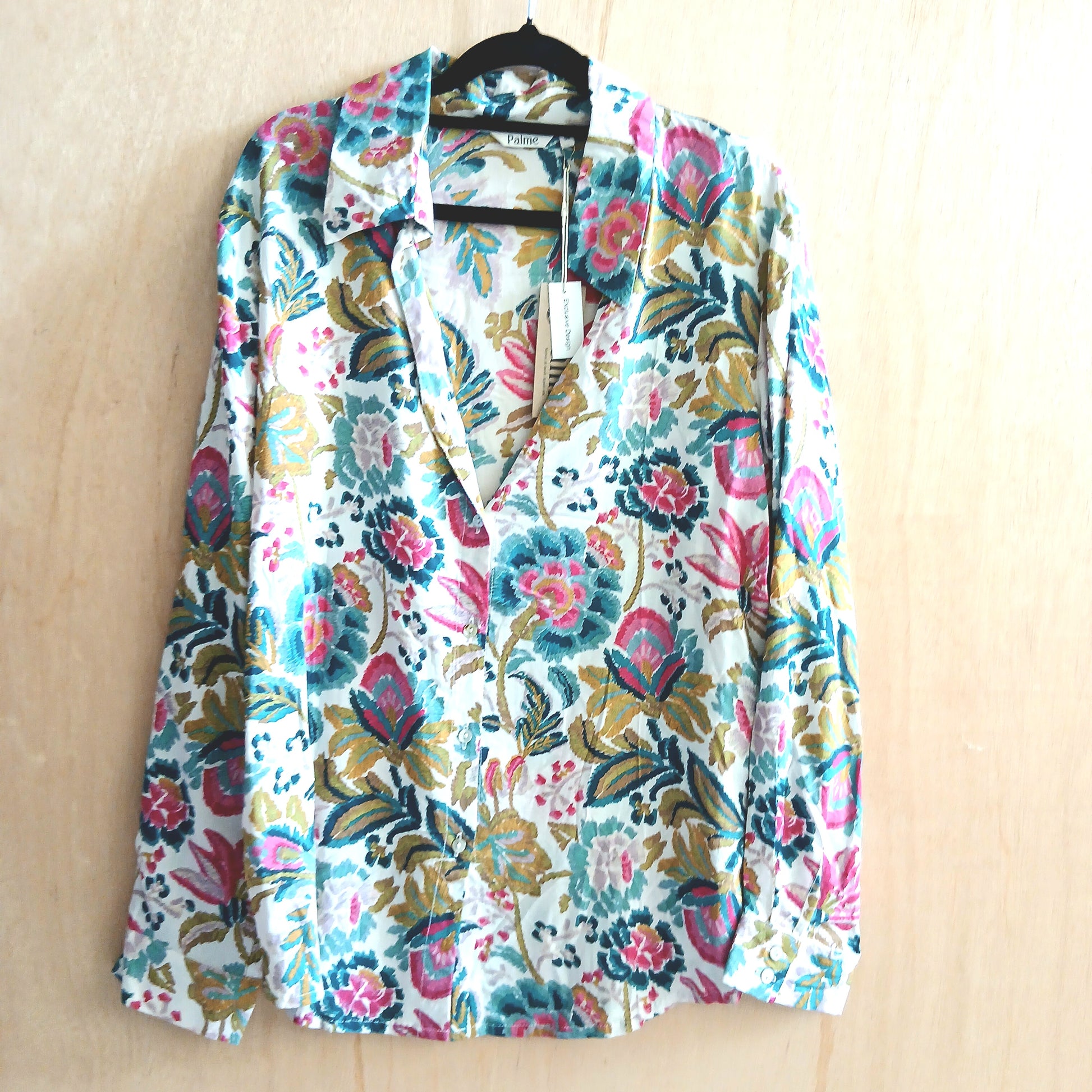 PRE-ORDER Light Long Sleeve with Buttons Shirt 67336