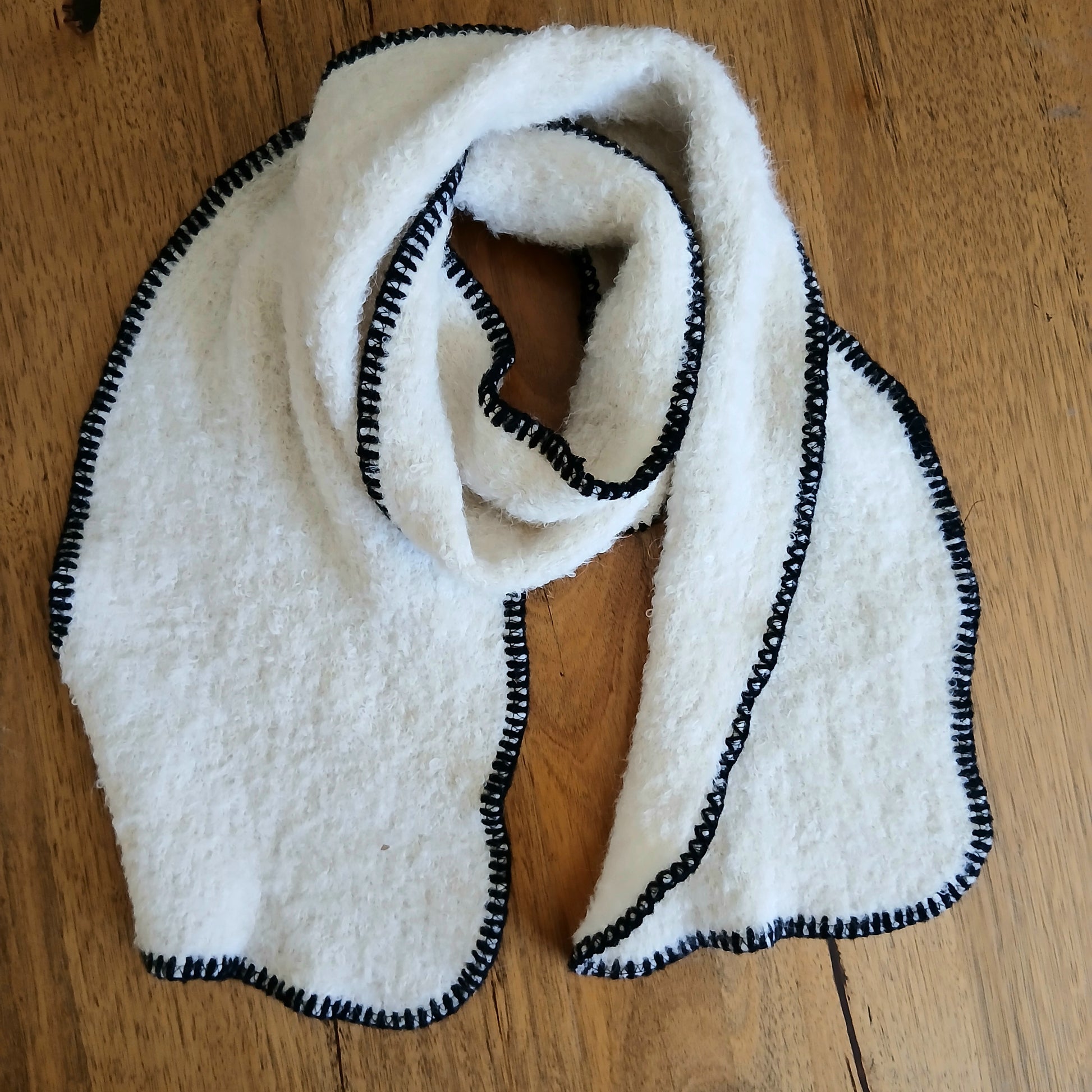 Pre-Order Narrow Winter Scarf 332739