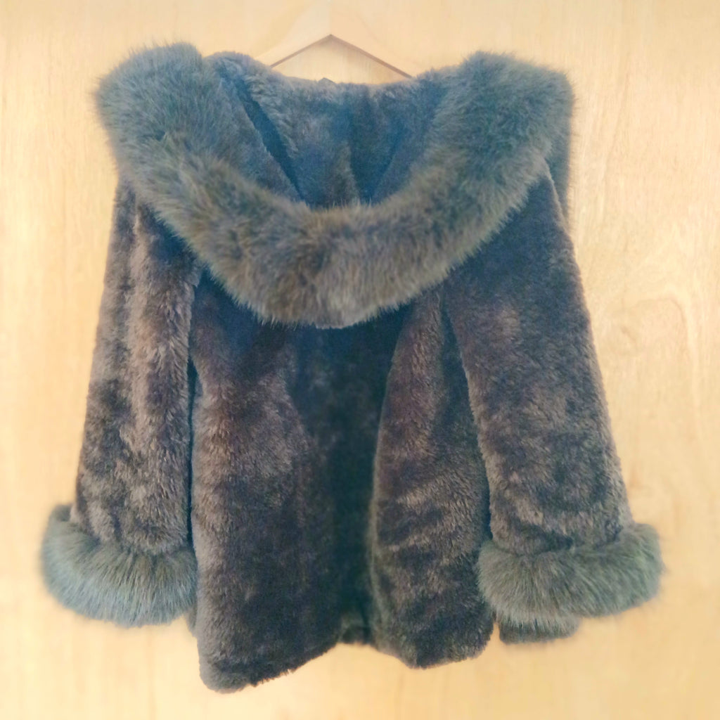 PRE-ORDER Faux Fur Short Coat F109