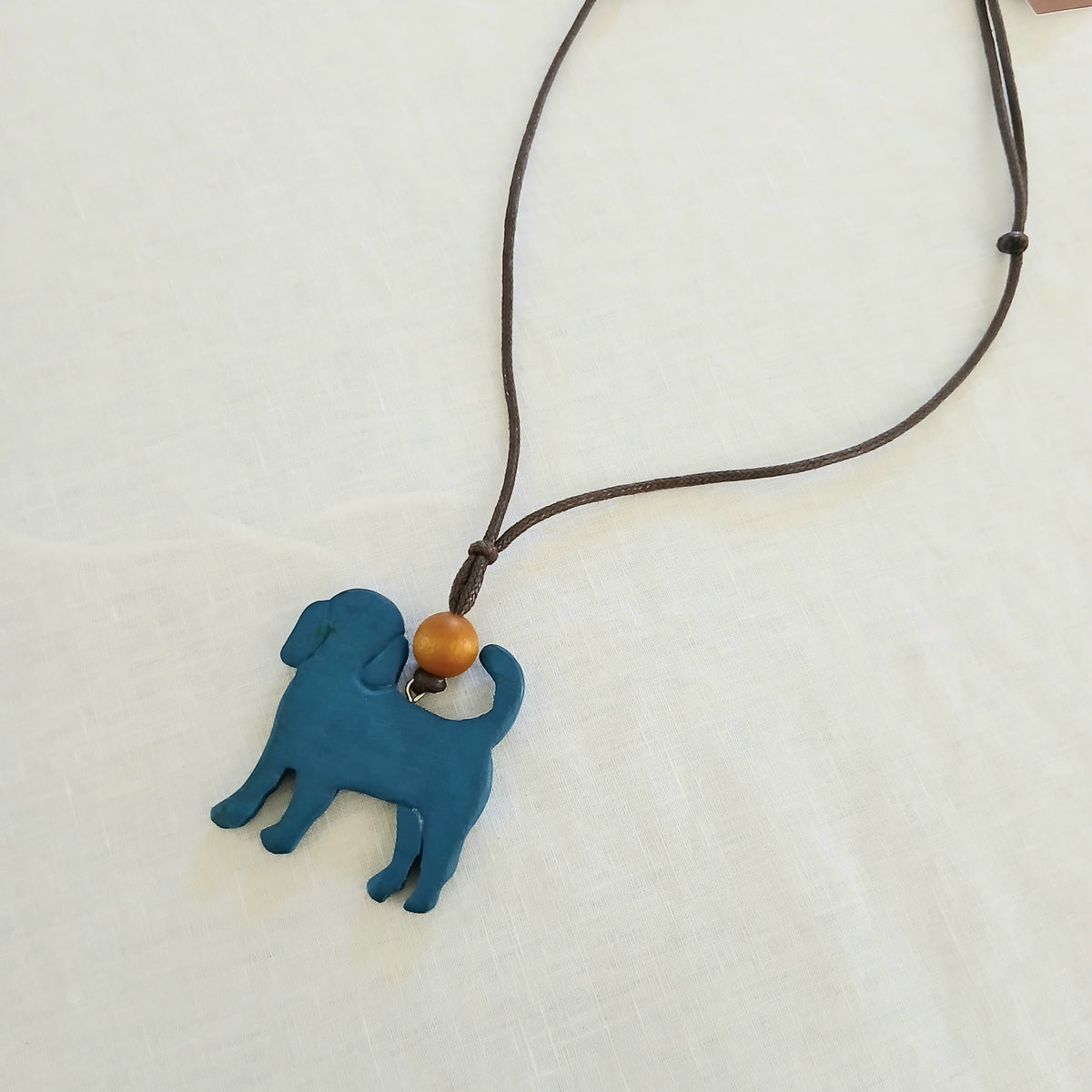 Wooden Dog Pendant Necklace N7-1366