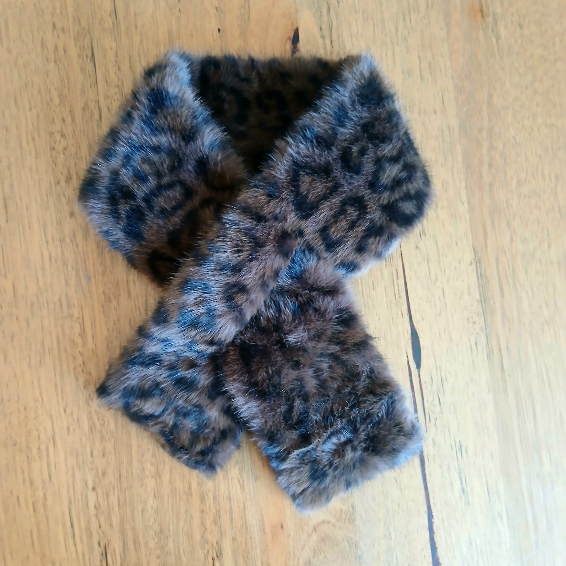 PRE-ORDER Faux Fur Leopard Necktie 332766