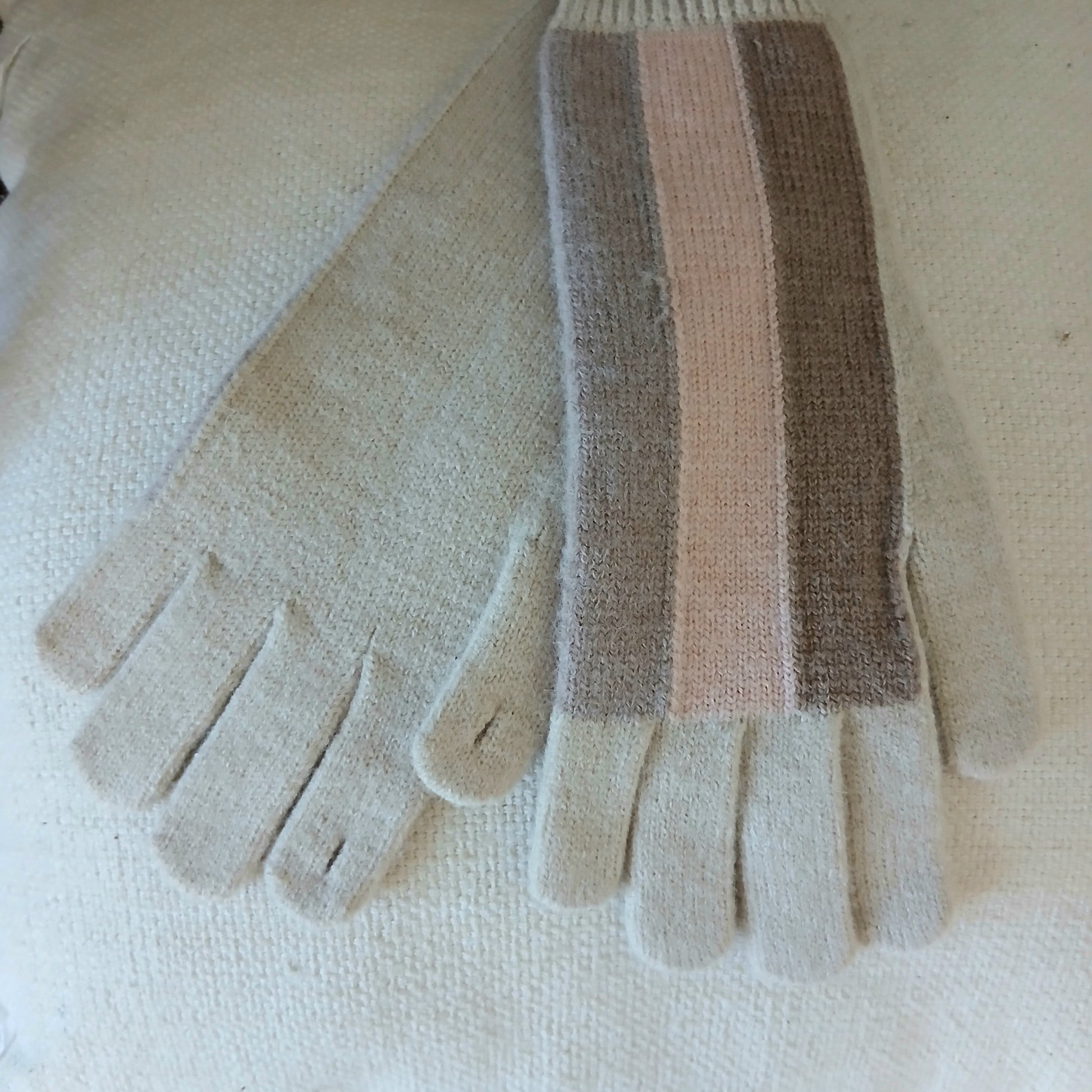 Pre-Order Striped Gloves GL045