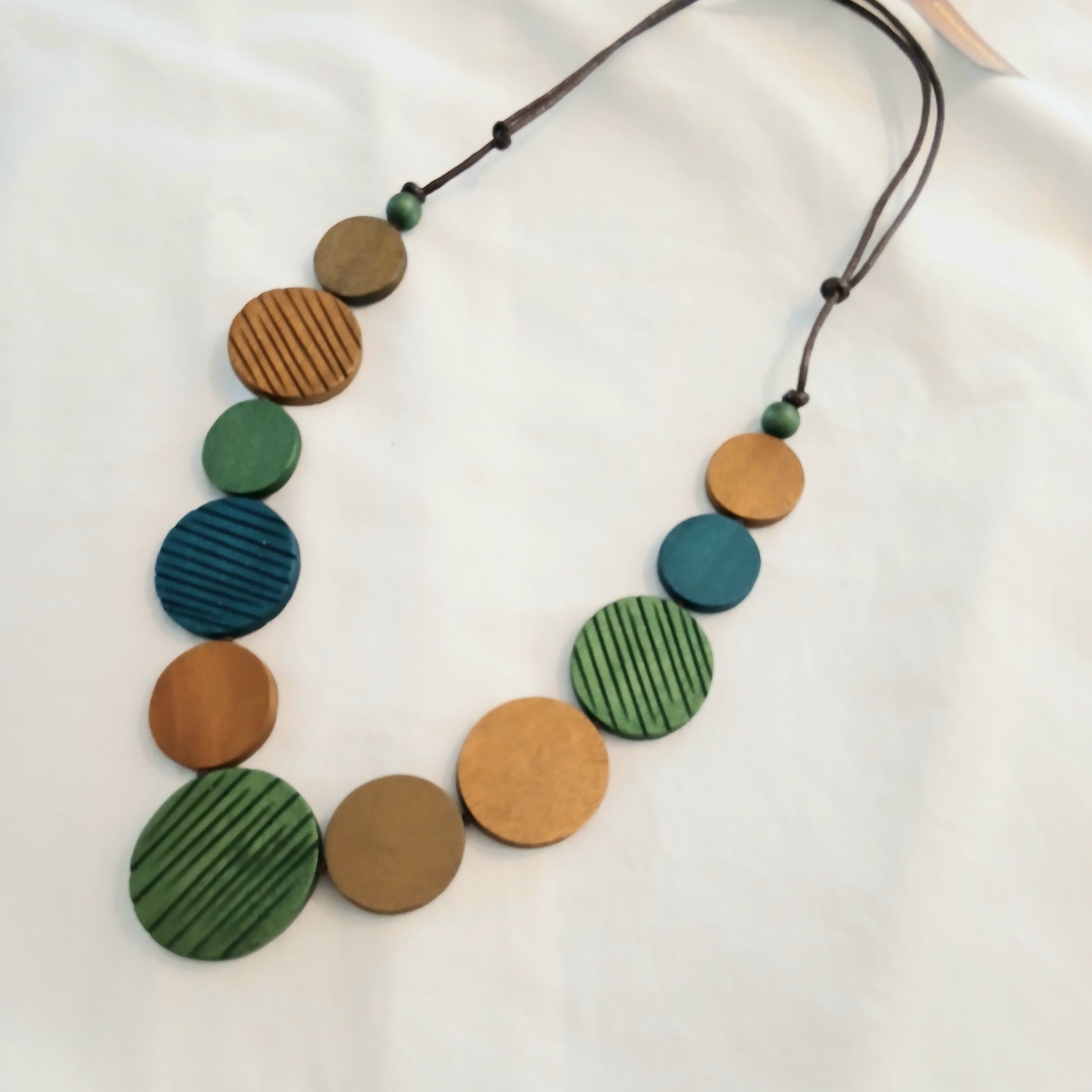 PRE-ORDER Large Round Wooden Circles Beaded Necklace N7-2050CFE