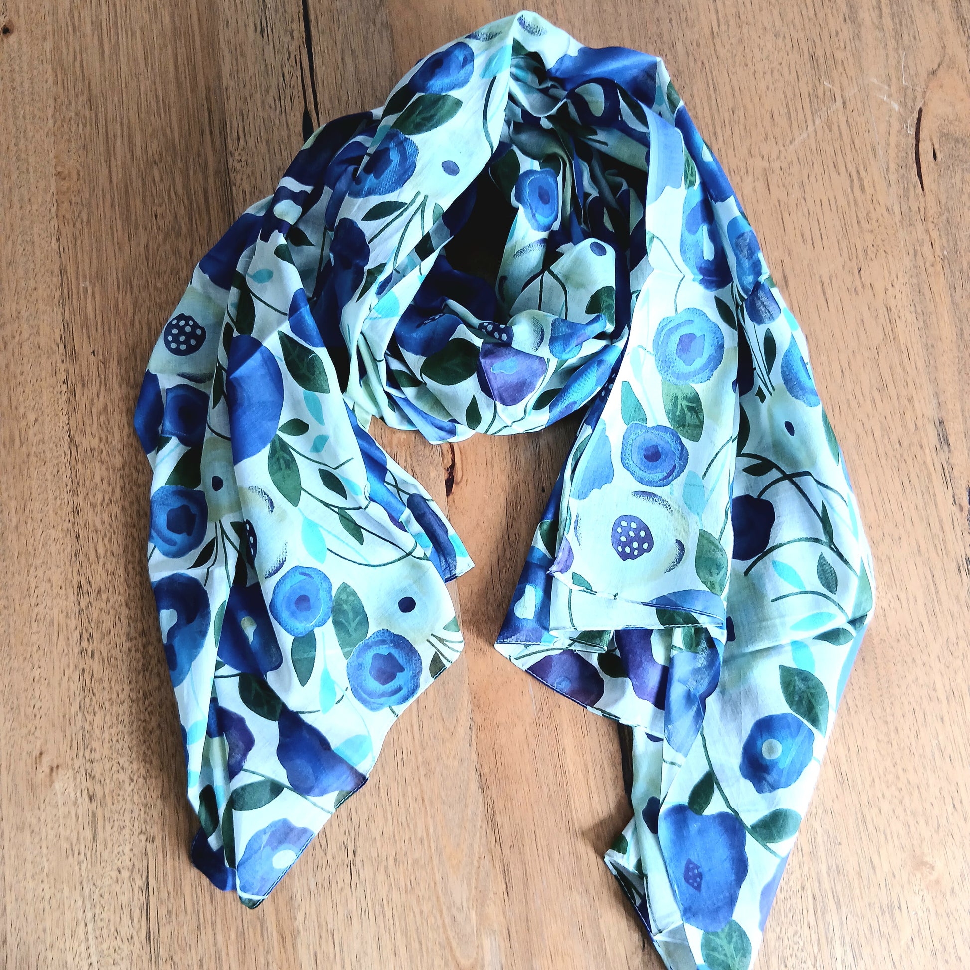 PRE-ORDER Leaves and Poppy Cotton Scarf 67128