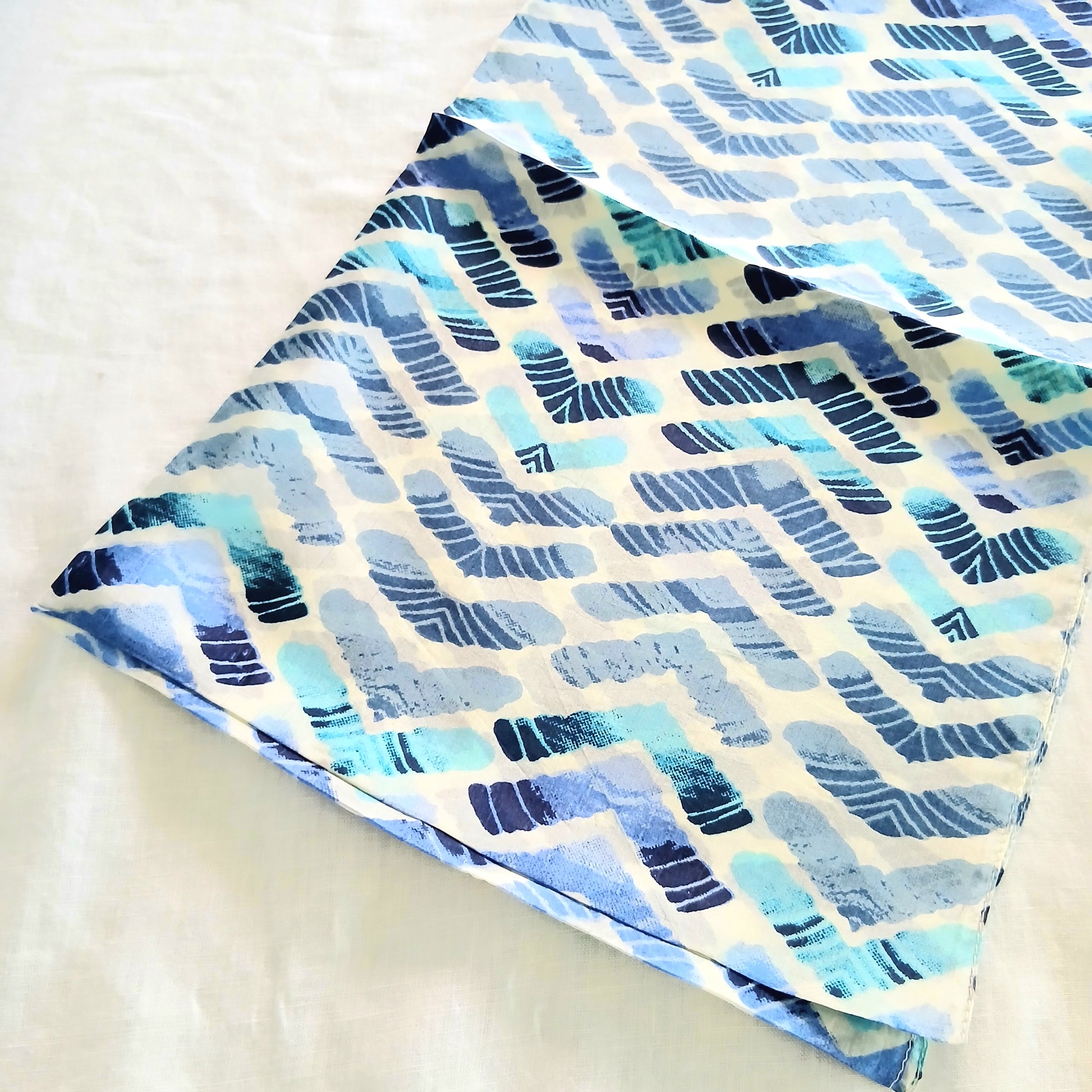 Blue Toned Triangle Patterned Silk Scarf - TS-1142