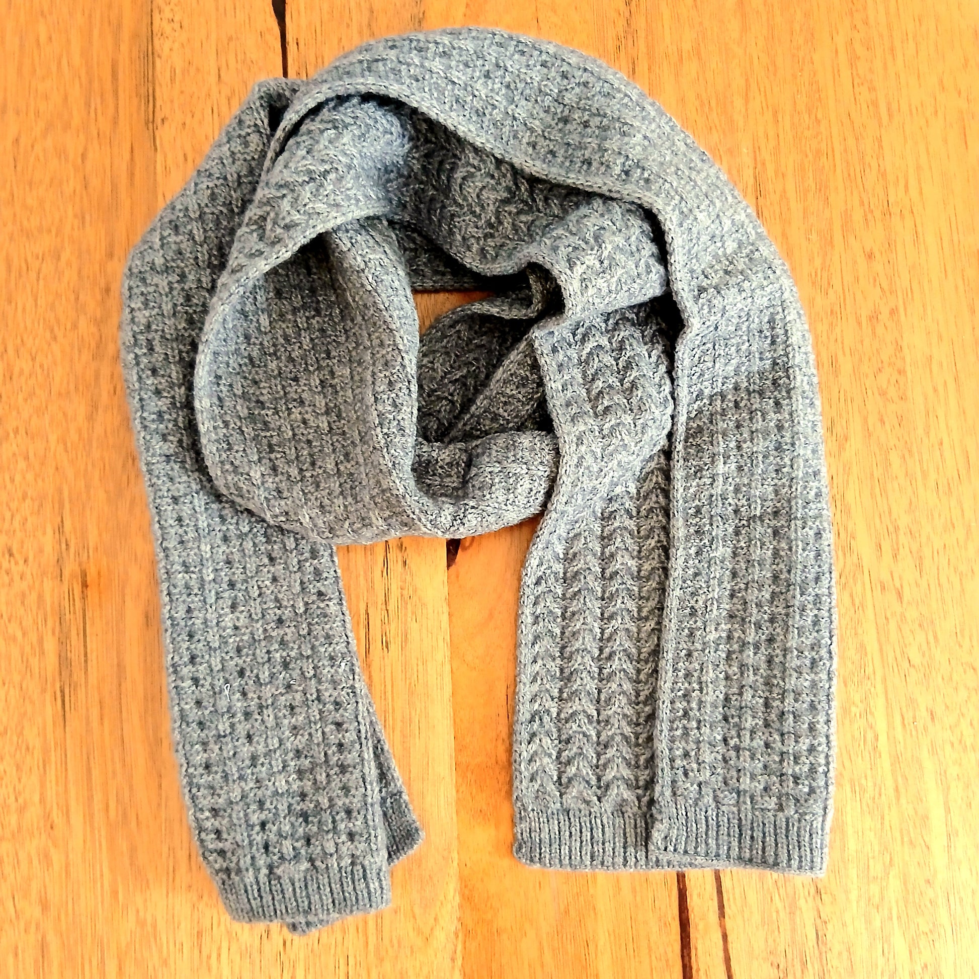 Narrow Scarf Zig Zag Knit 332333