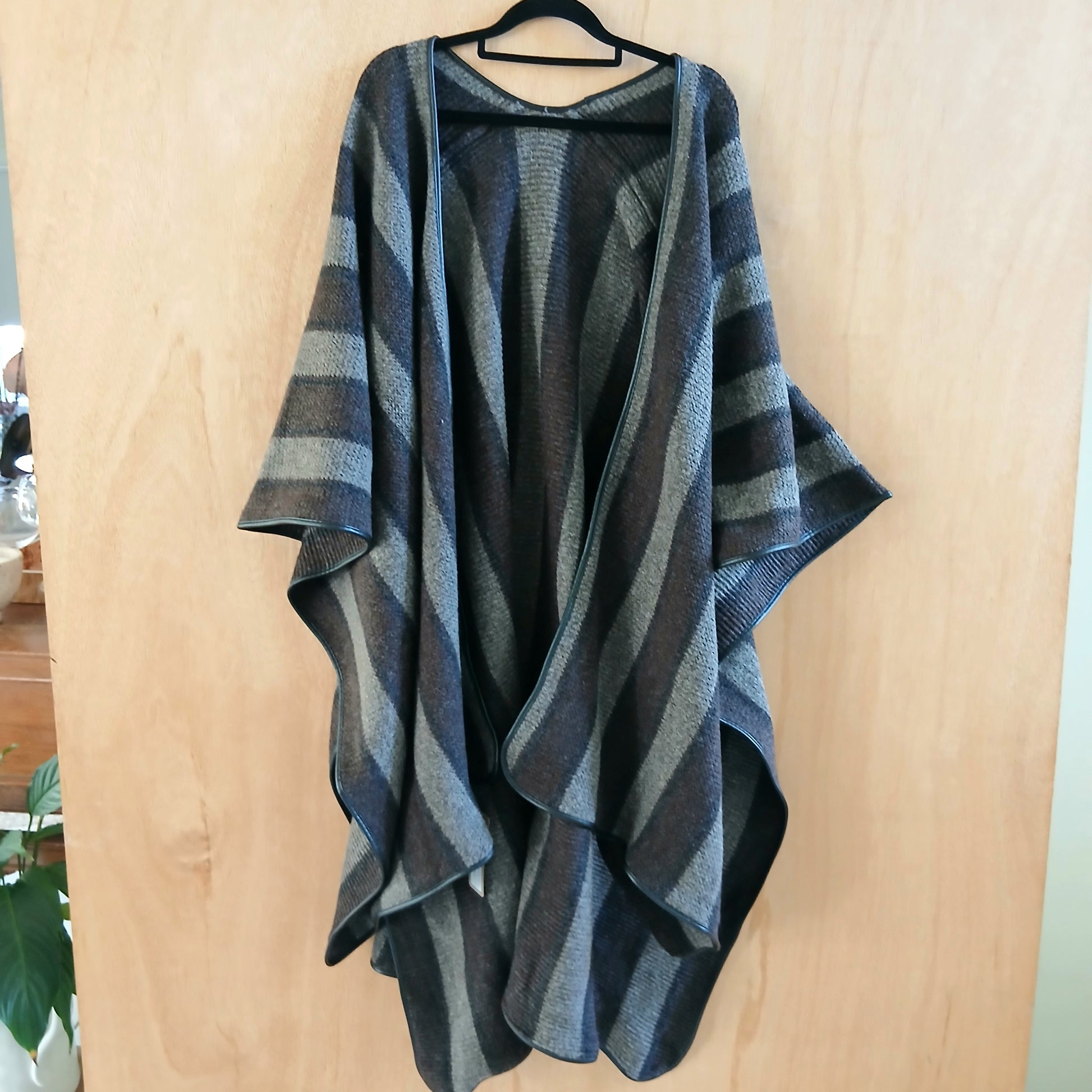 Pre-Order Long Winter Poncho 332741