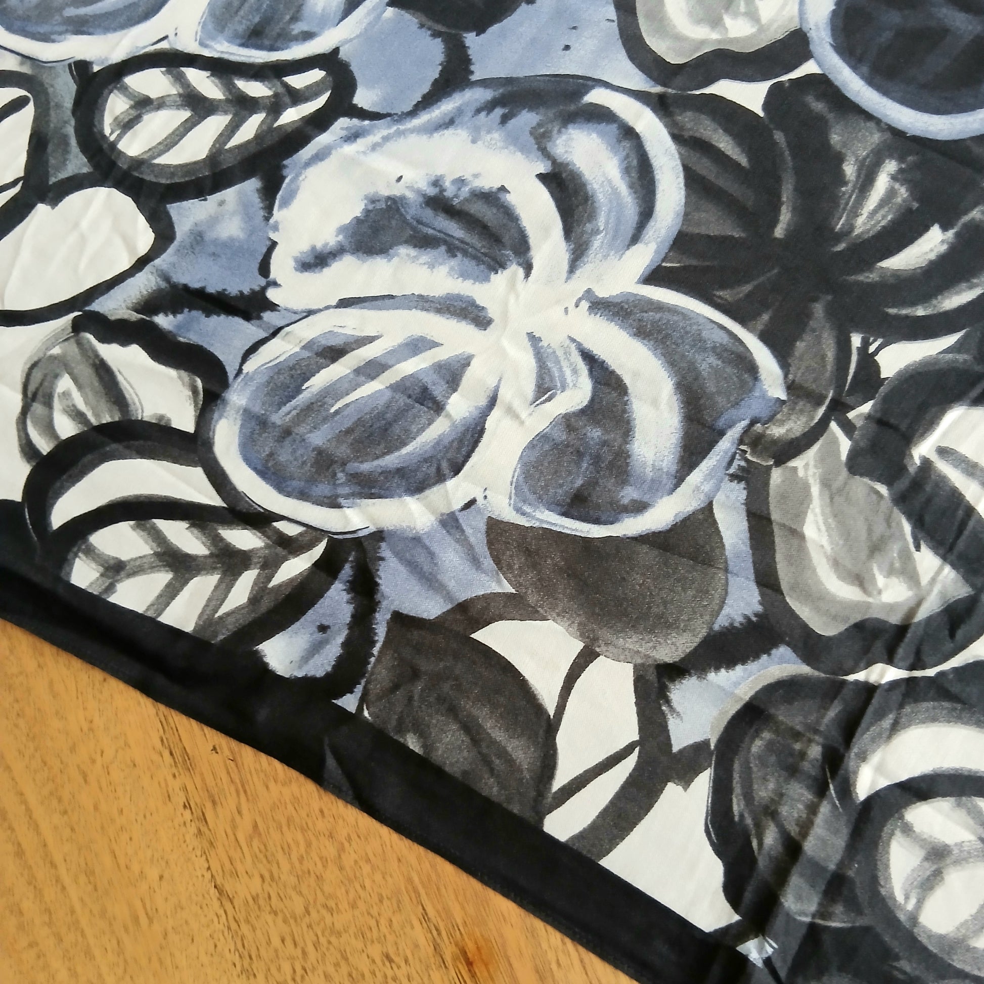 Lightweight Scarf - 332456